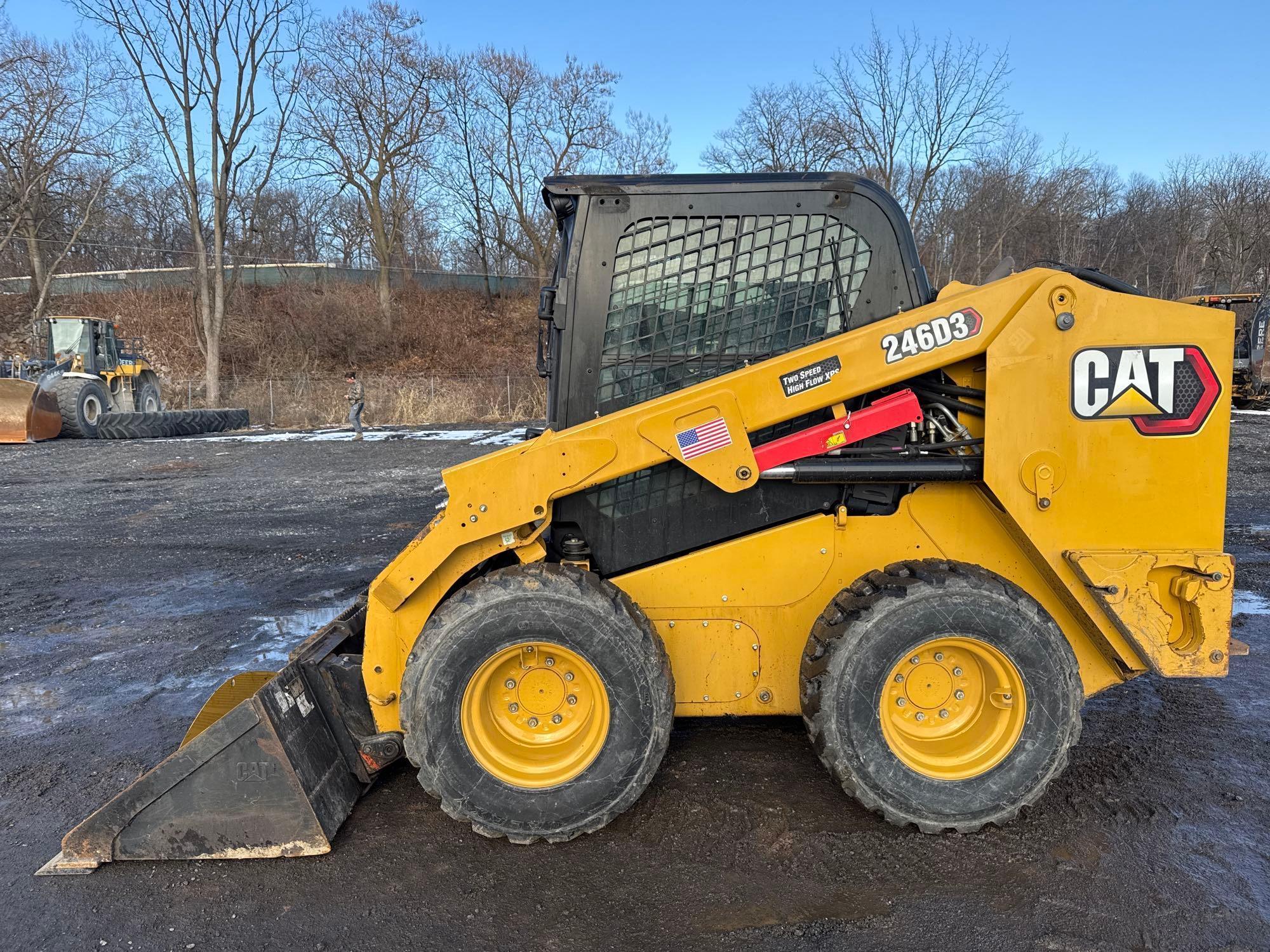 CATERPILLAR 246D3 SKID STEER