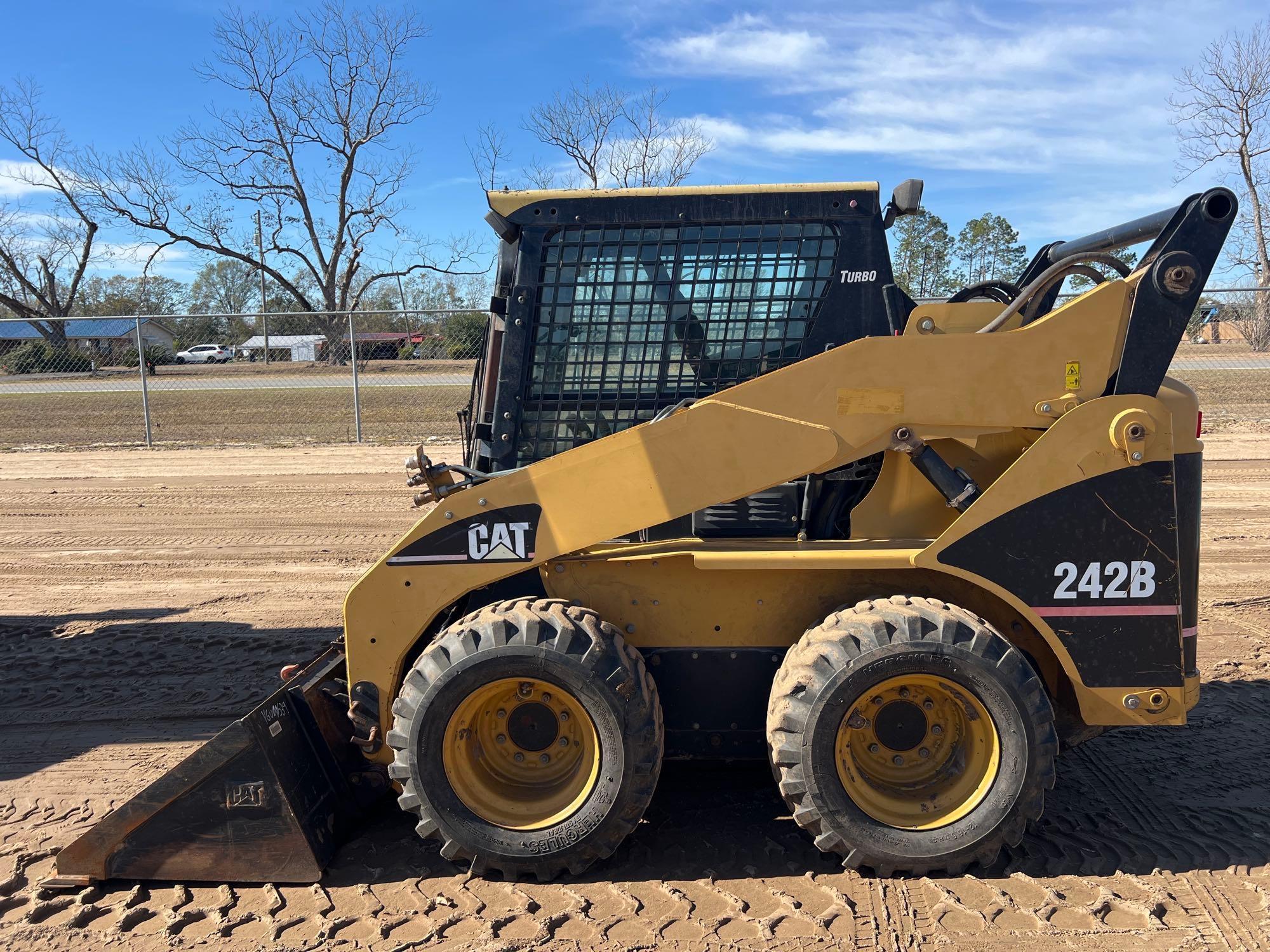 2006 CATERPILLAR 242B SKID STEER