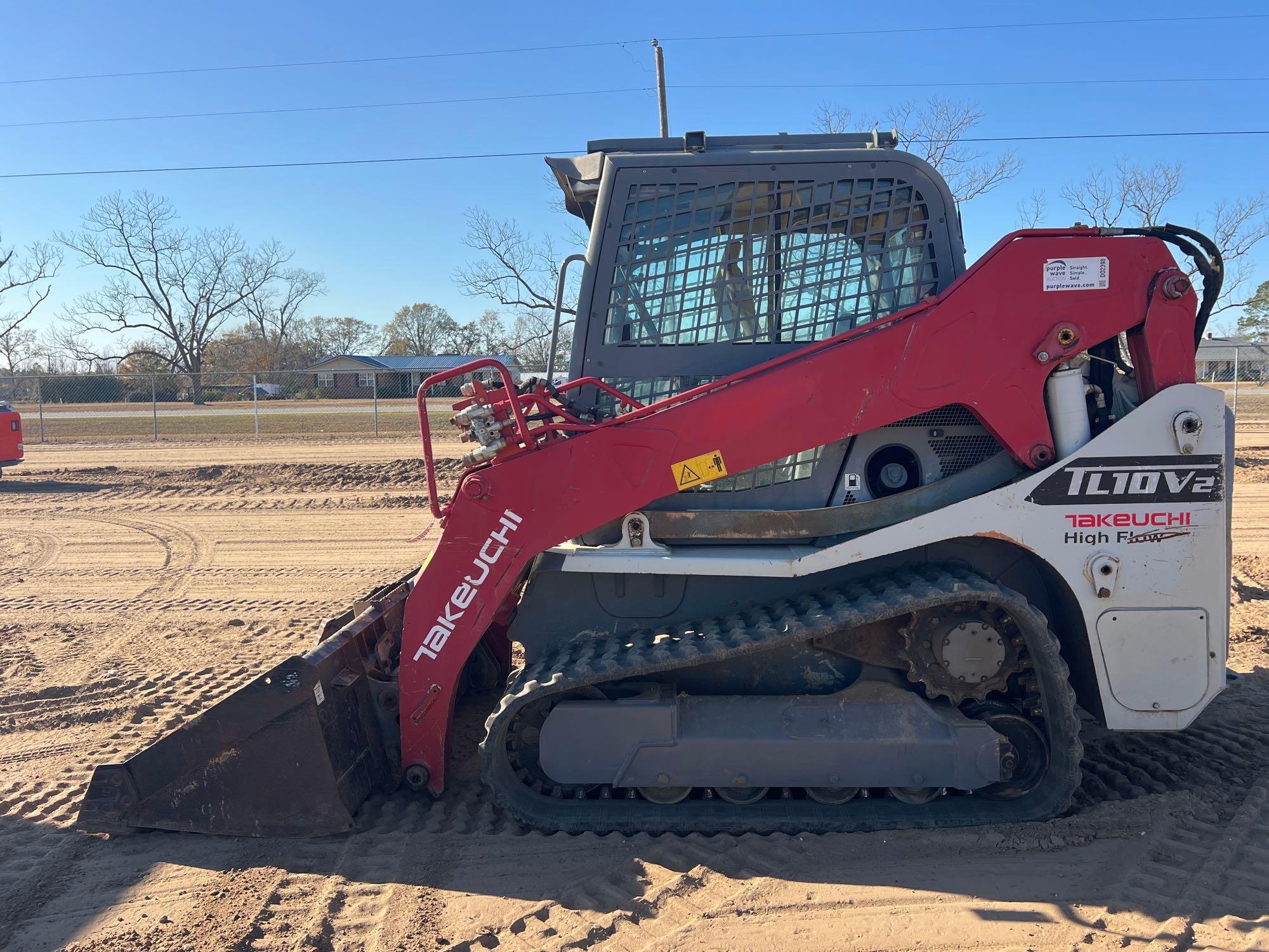 2017 TAKEUCHI TL10V2 SKID STEER