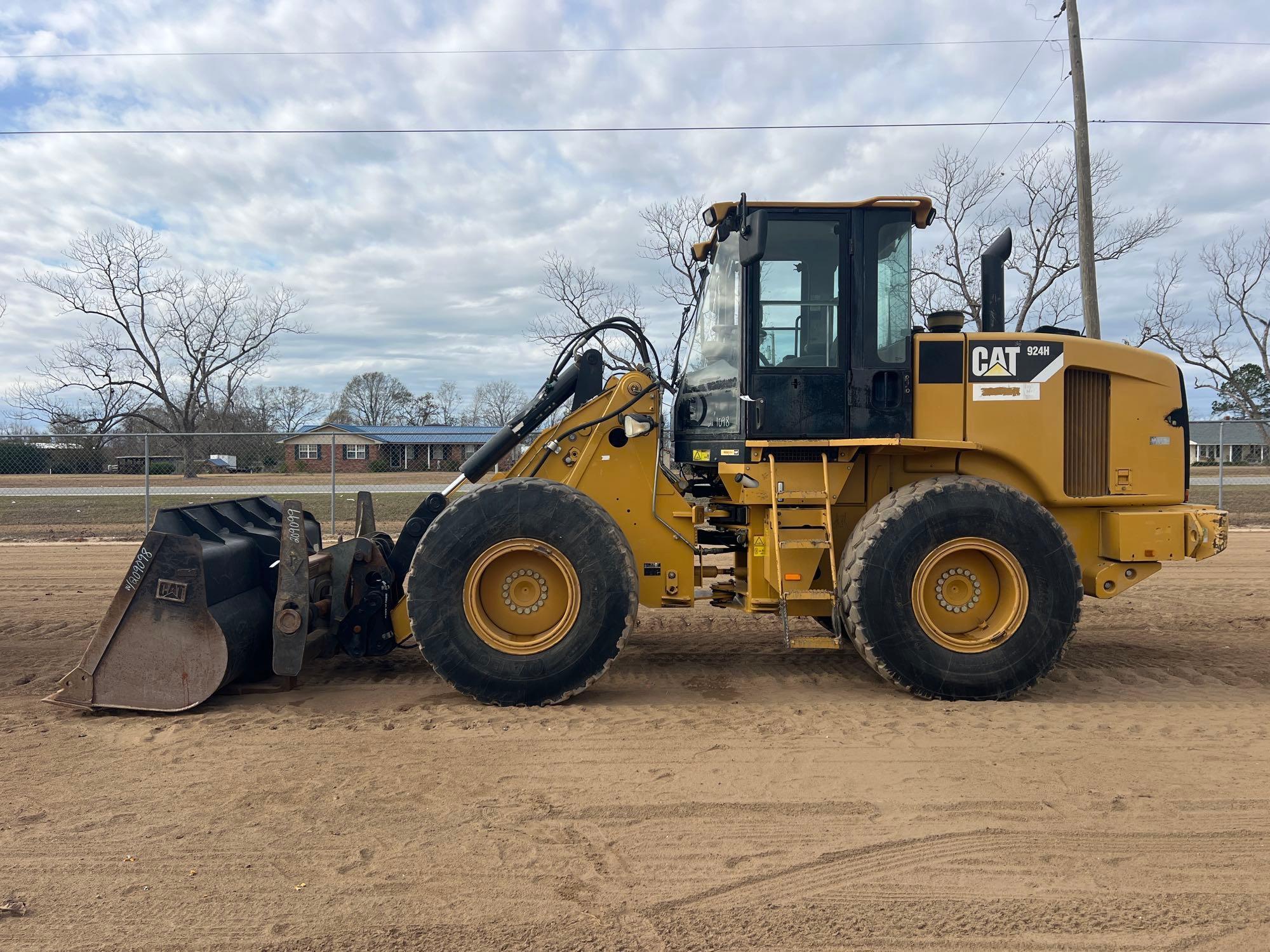 2011 CATERPILLAR 924H WHEEL LOADER