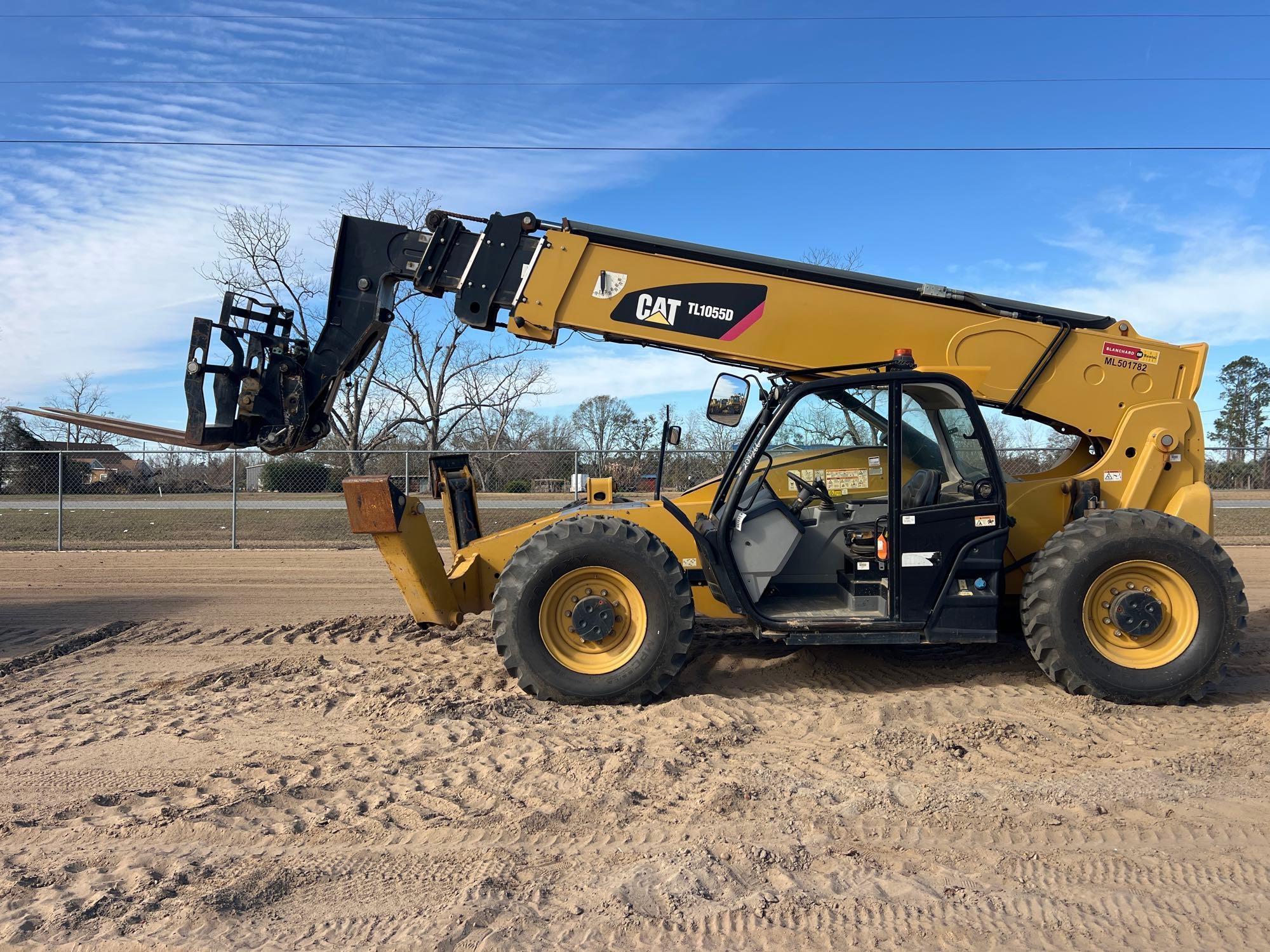 2019 CATERPILLAR TL1055D TELESCOPIC FORKLIFT