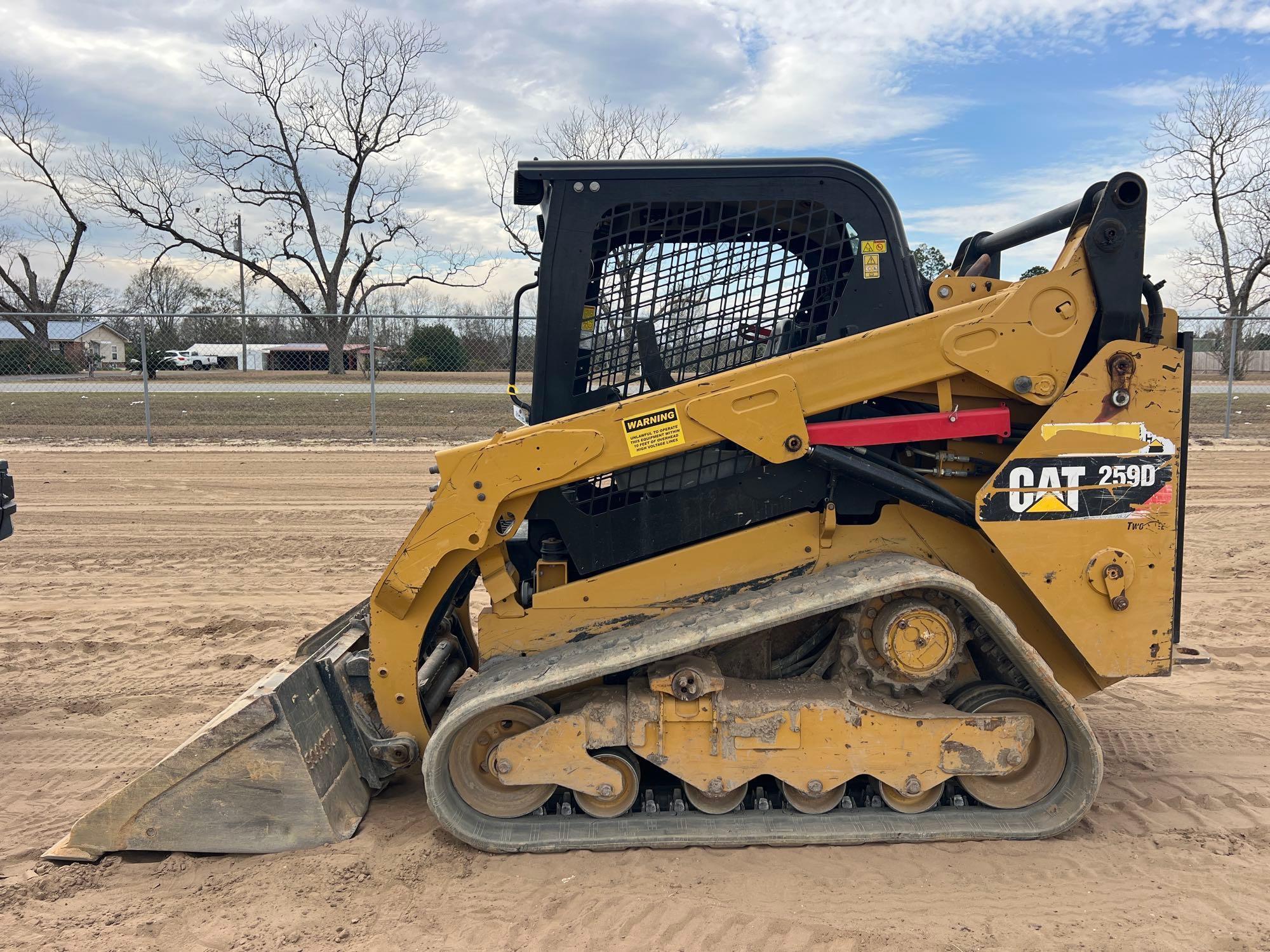 CATERPILLAR 259D SKID STEER