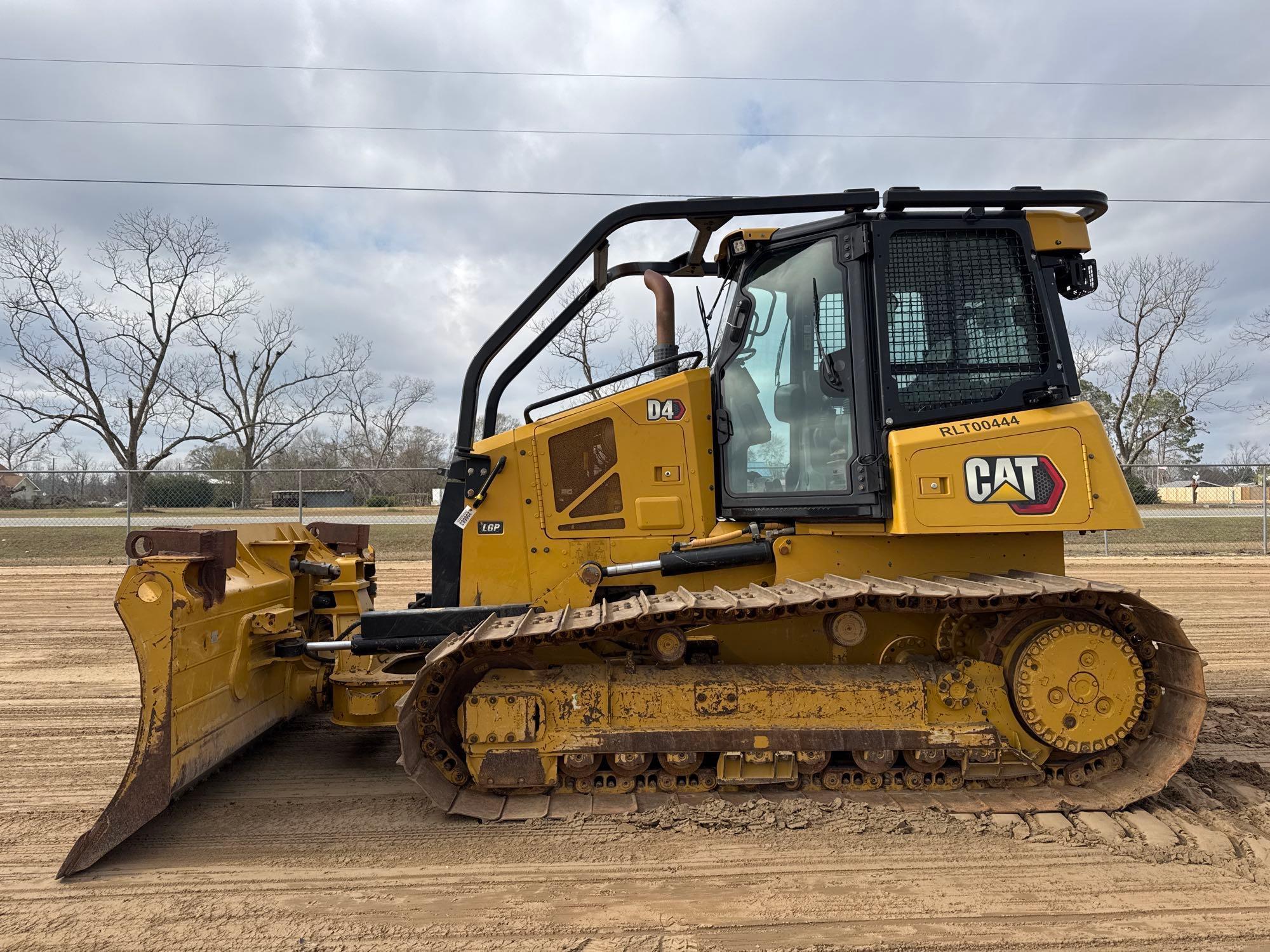 2022 CATERPILLAR D4 LGP CRAWLER DOZER