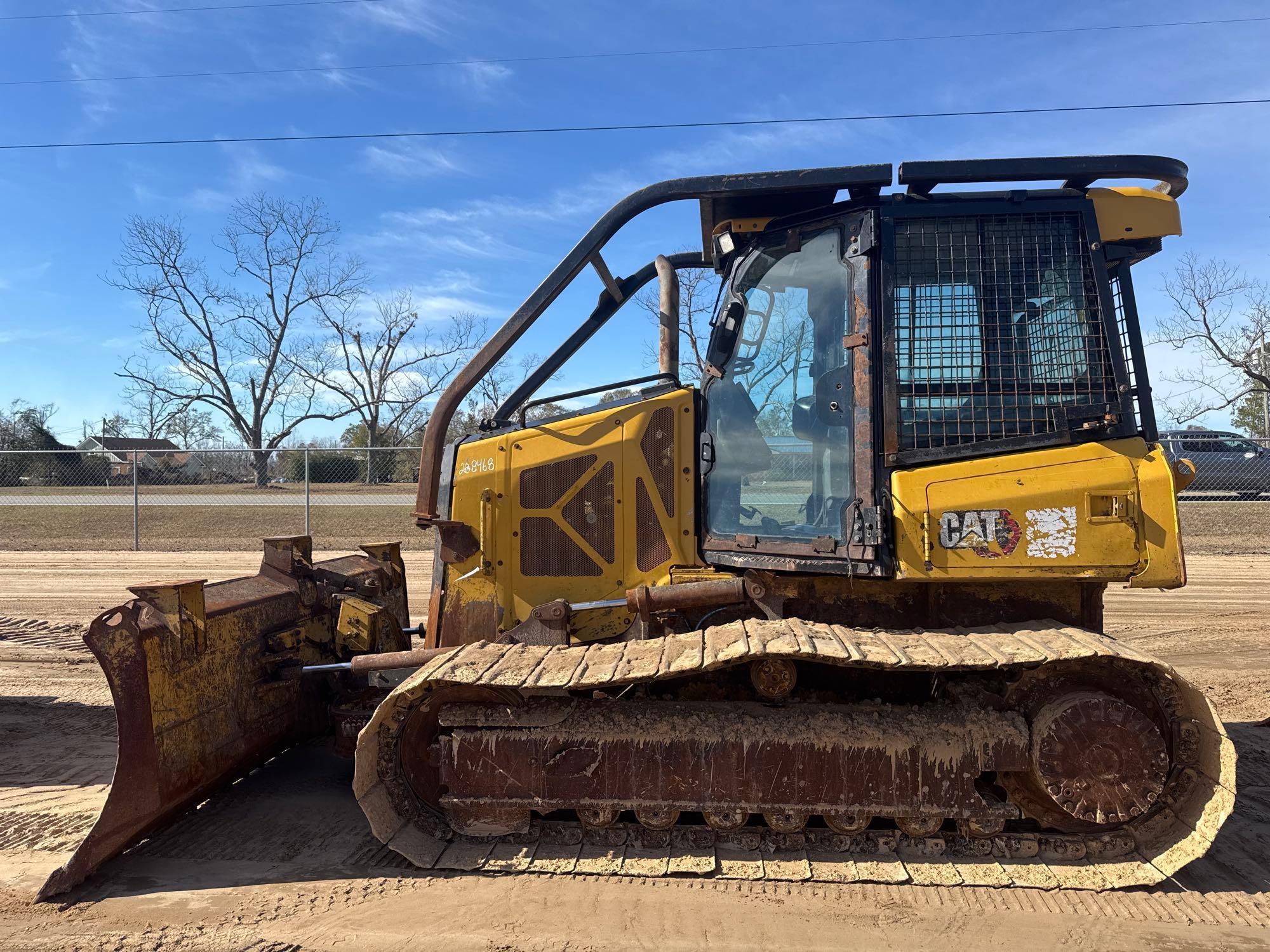 2021 CATERPILLAR D3 LGP CRAWLER DOZER