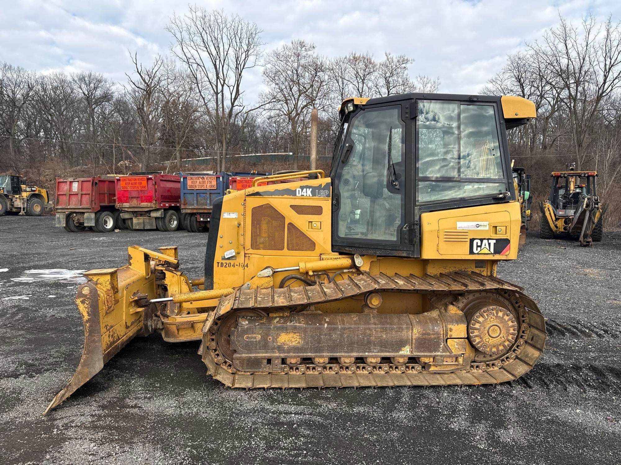 2012 CATERPILLAR D4K LGP CRAWLER DOZER