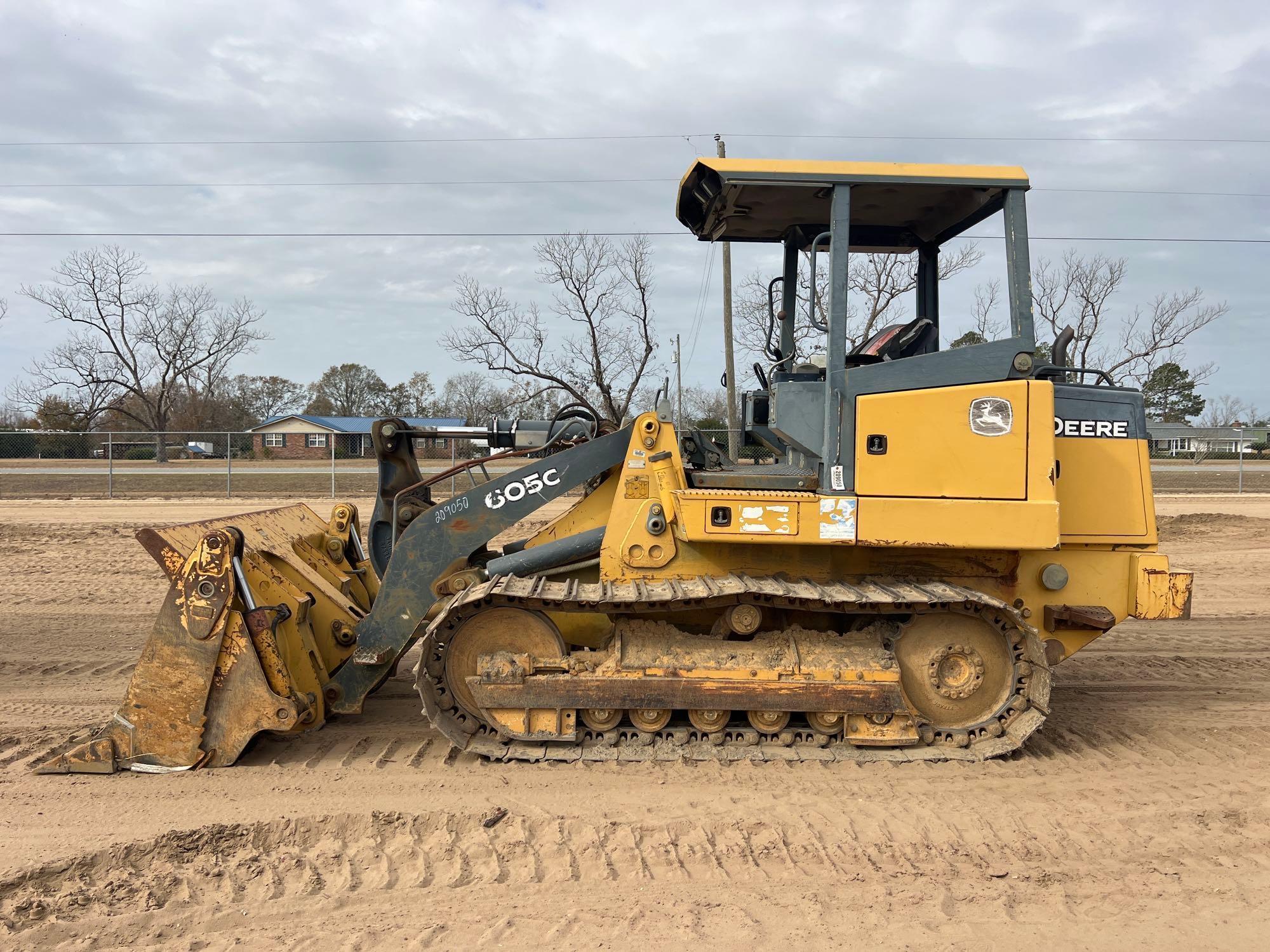 2007 JOHN DEERE 605C CRAWLER LOADER