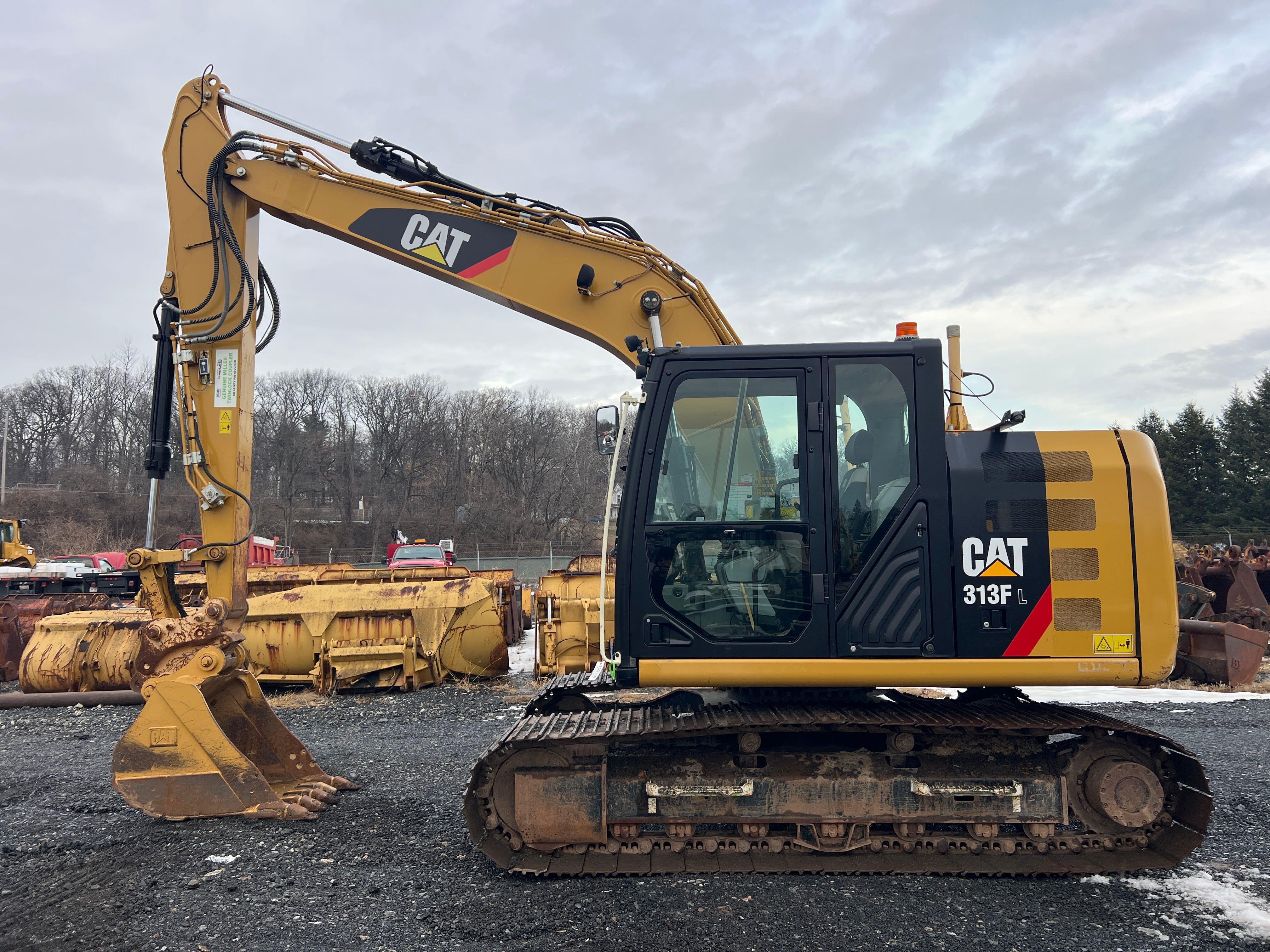 2018 CATERPILLAR 313FL EXCAVATOR