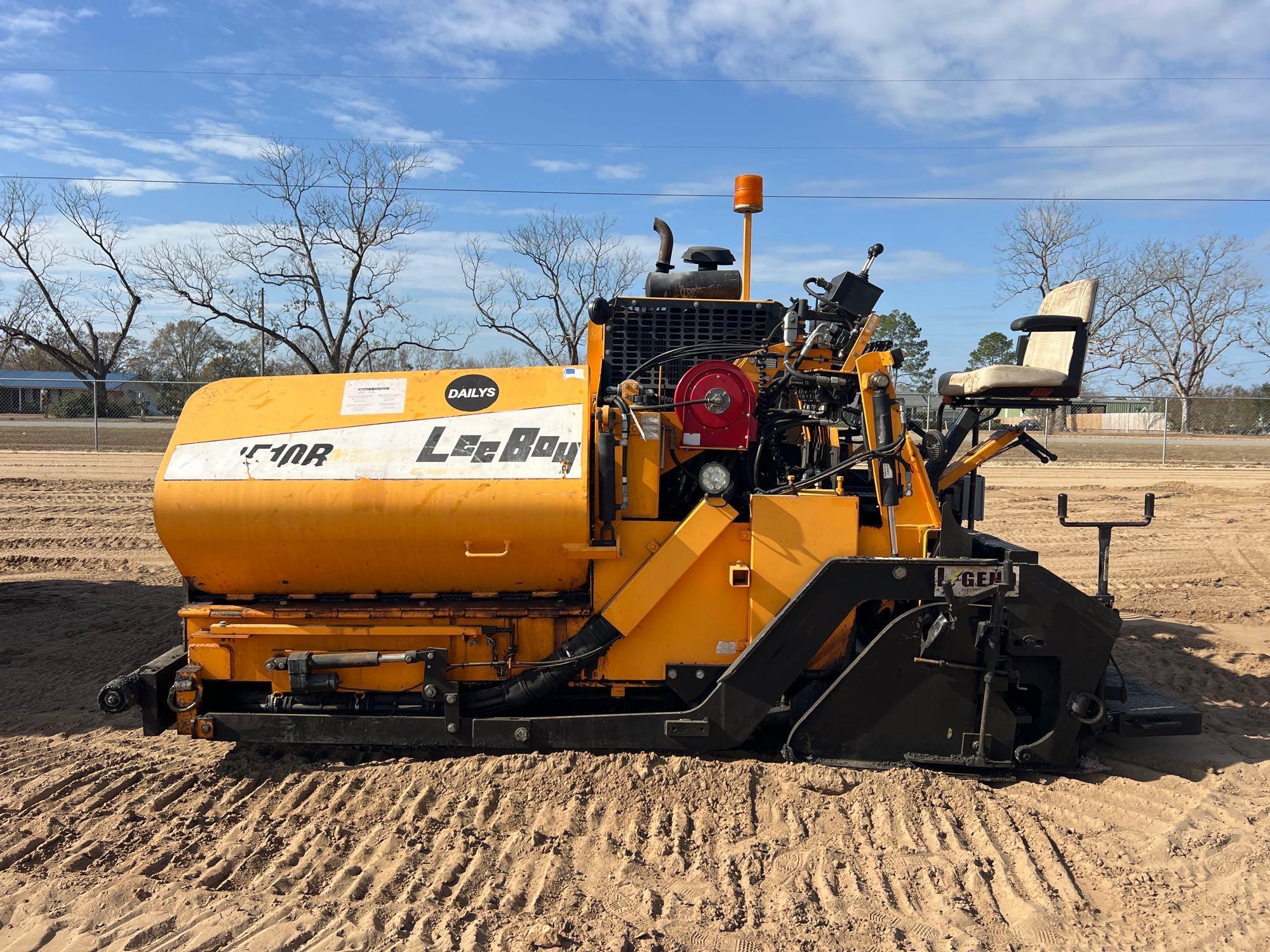 LEEBOY 8510 ASPHALT PAVER