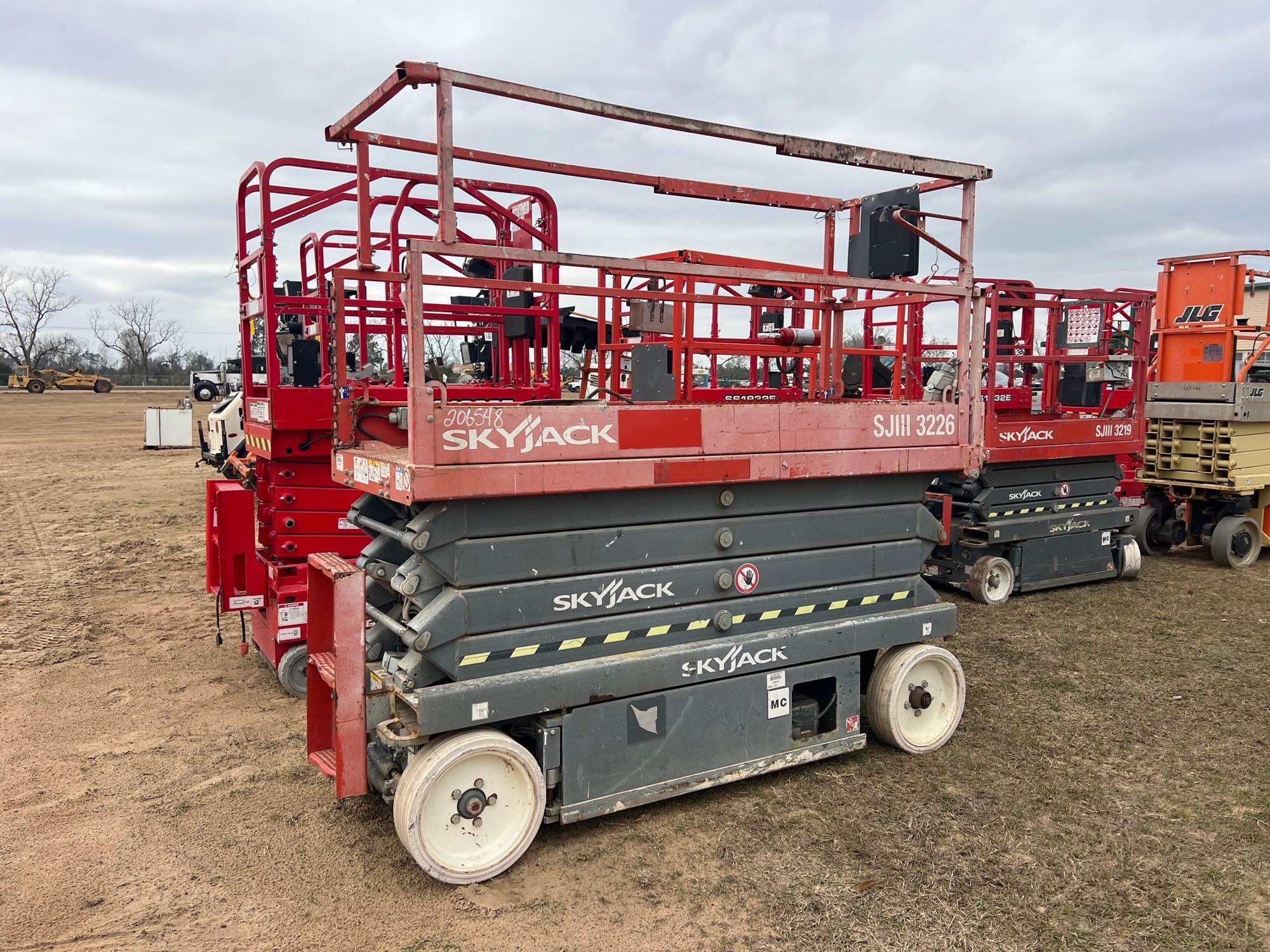 SKYJACK SJIII3226 ELECTRIC SCISSOR LIFT
