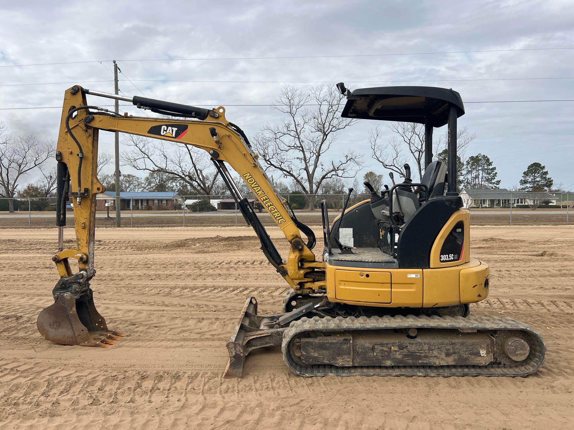 2010 CATERPILLAR 303.5CR EXCAVATOR