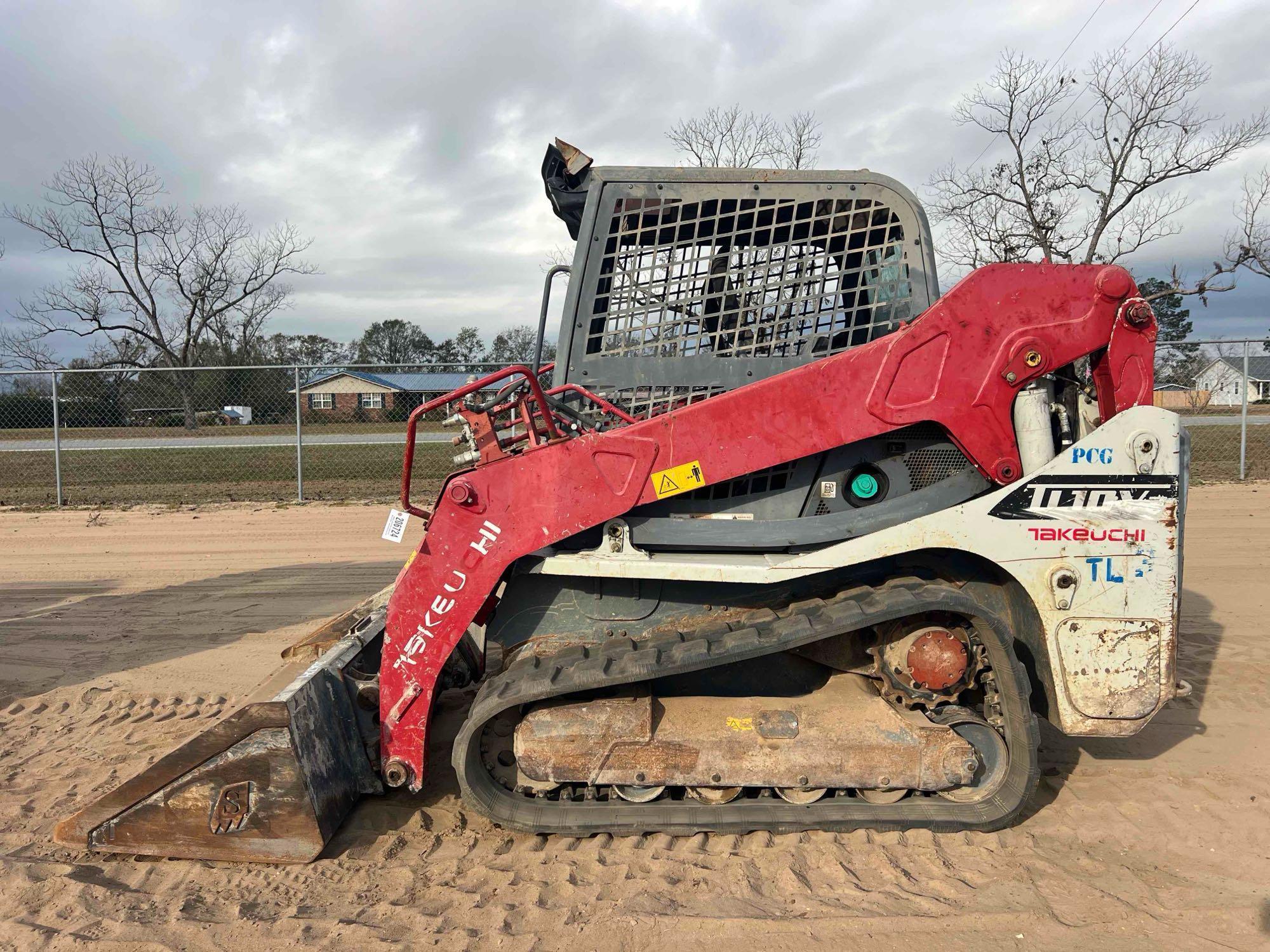 2019 TAKEUCHI TL10V2 SKID STEER