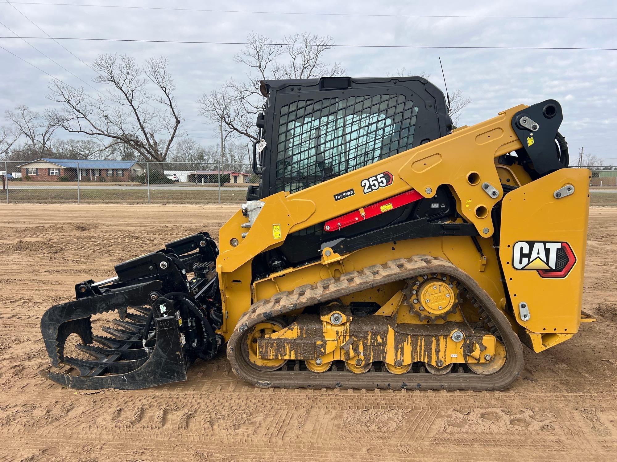 2025 CATERPILLAR 255 SKID STEER