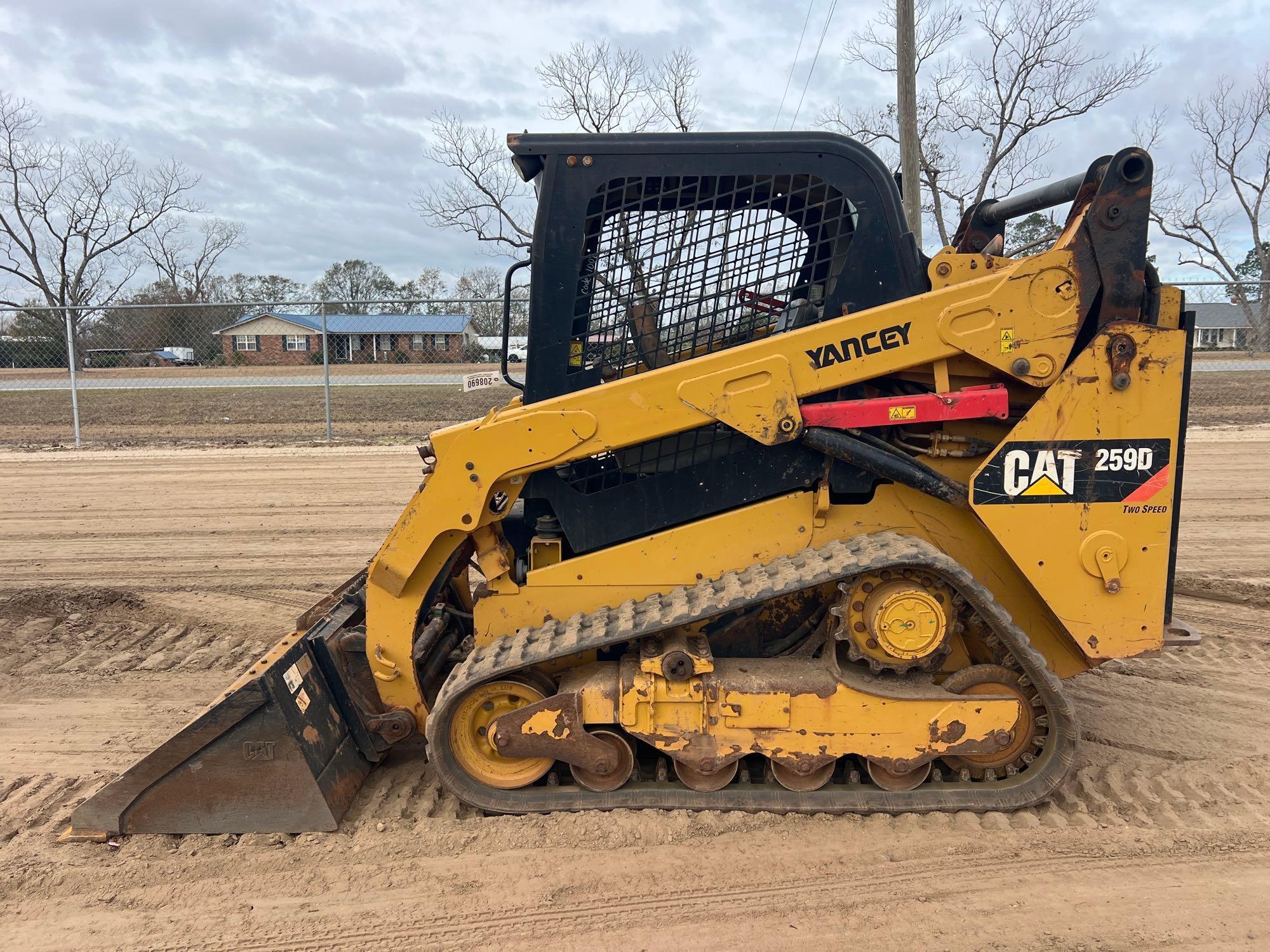 2018 CATERPILLAR 259D SKID STEER