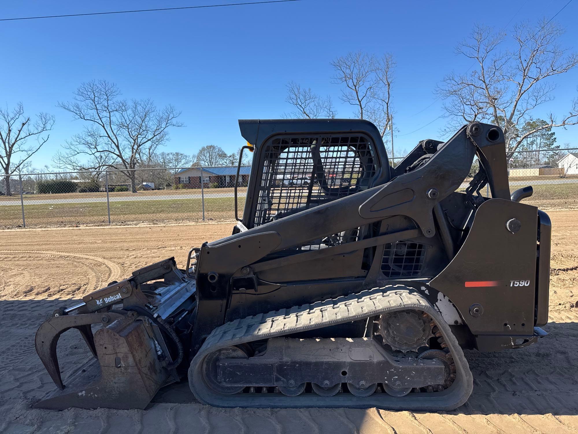 2016 BOBCAT T590 SKID STEER