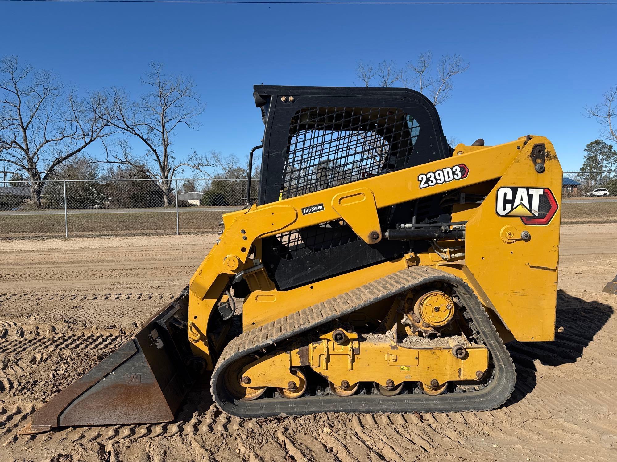 2019 CATERPILLAR 239D3 SKID STEER