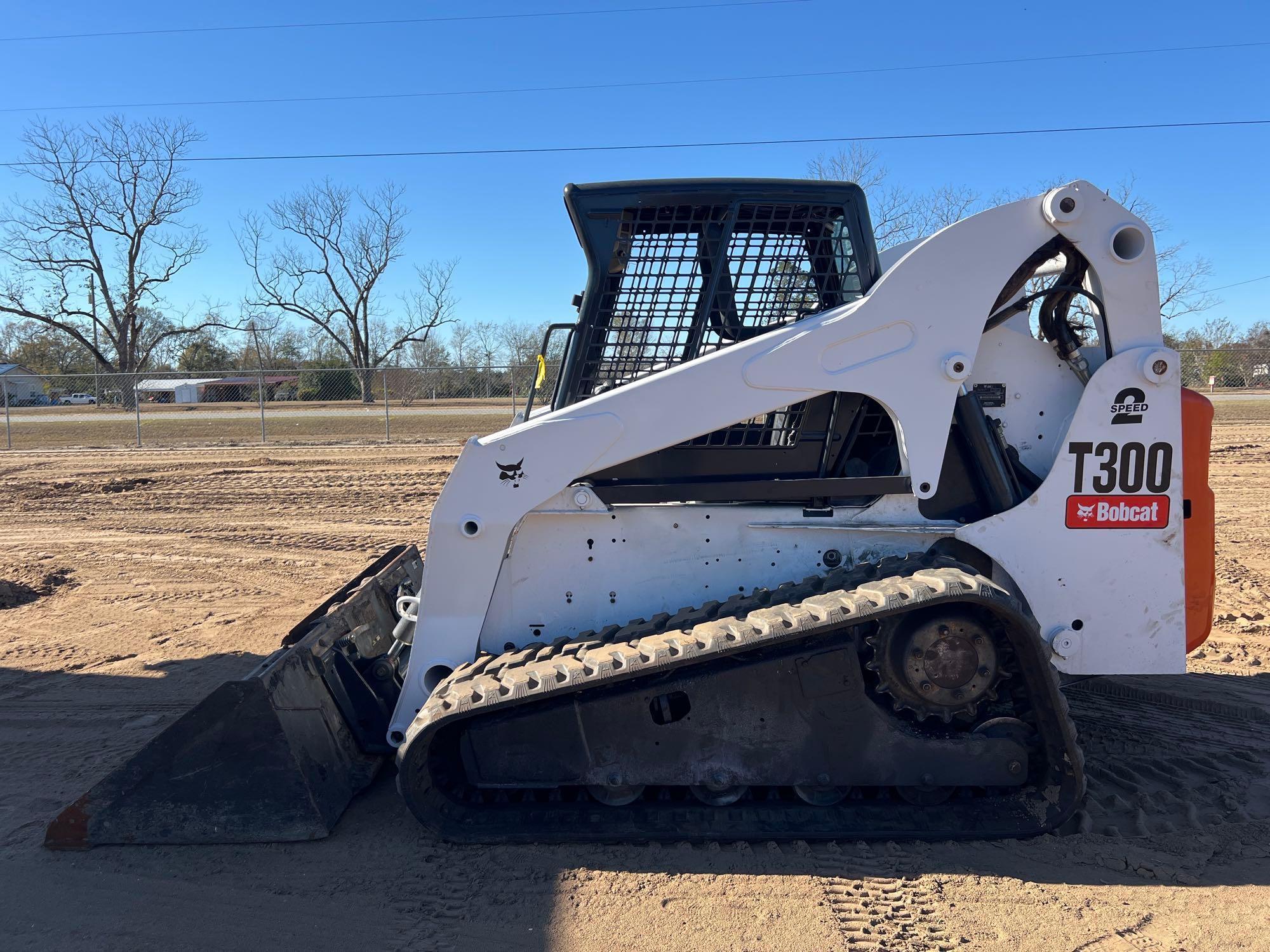 2005 BOBCAT T300 SKID STEER