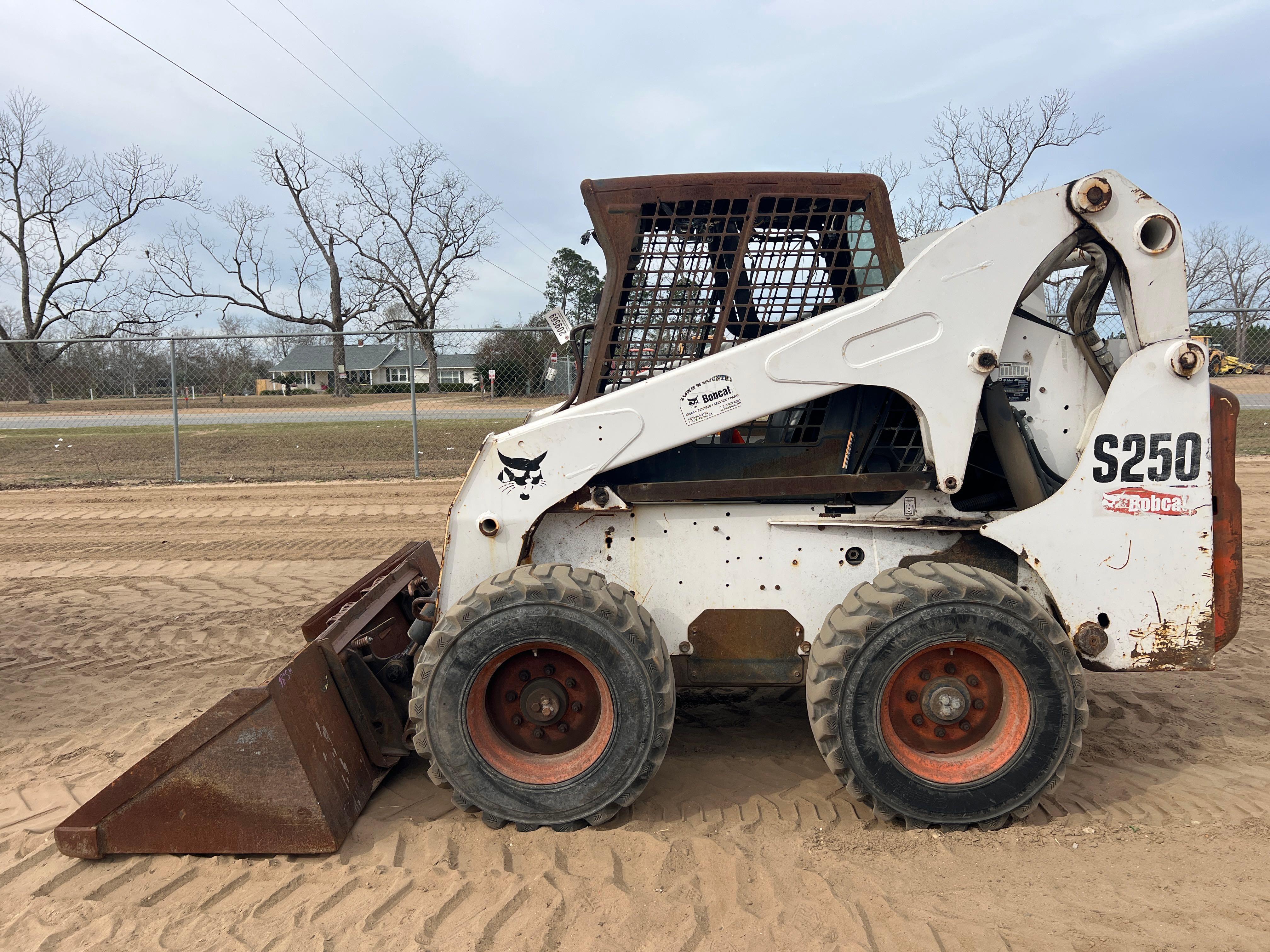 2007 BOBCAT S250 SKID STEER