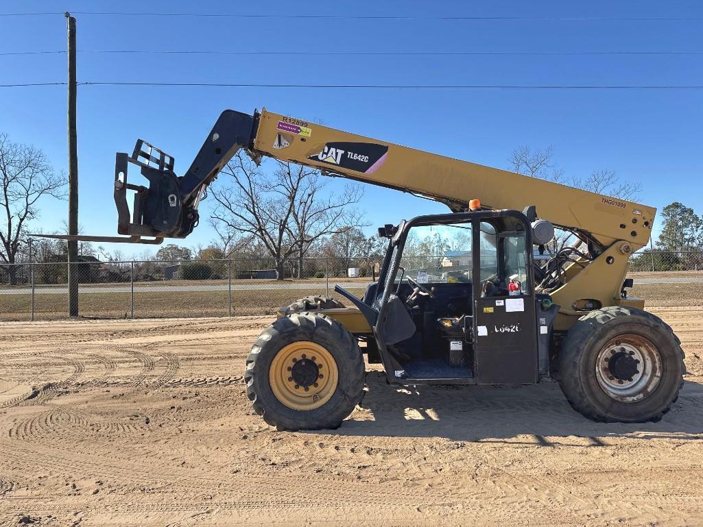 2014 CATERPILLAR TL642C TELESCOPIC FORKLIFT