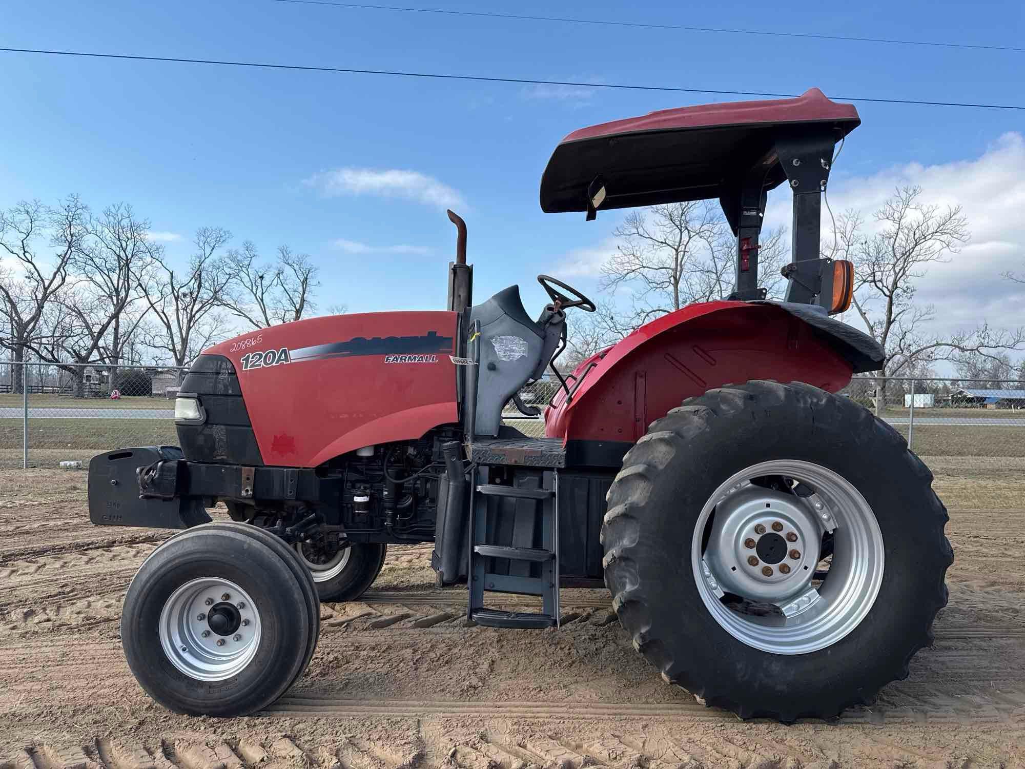 CASE IH 120A FARMALL TRACTOR