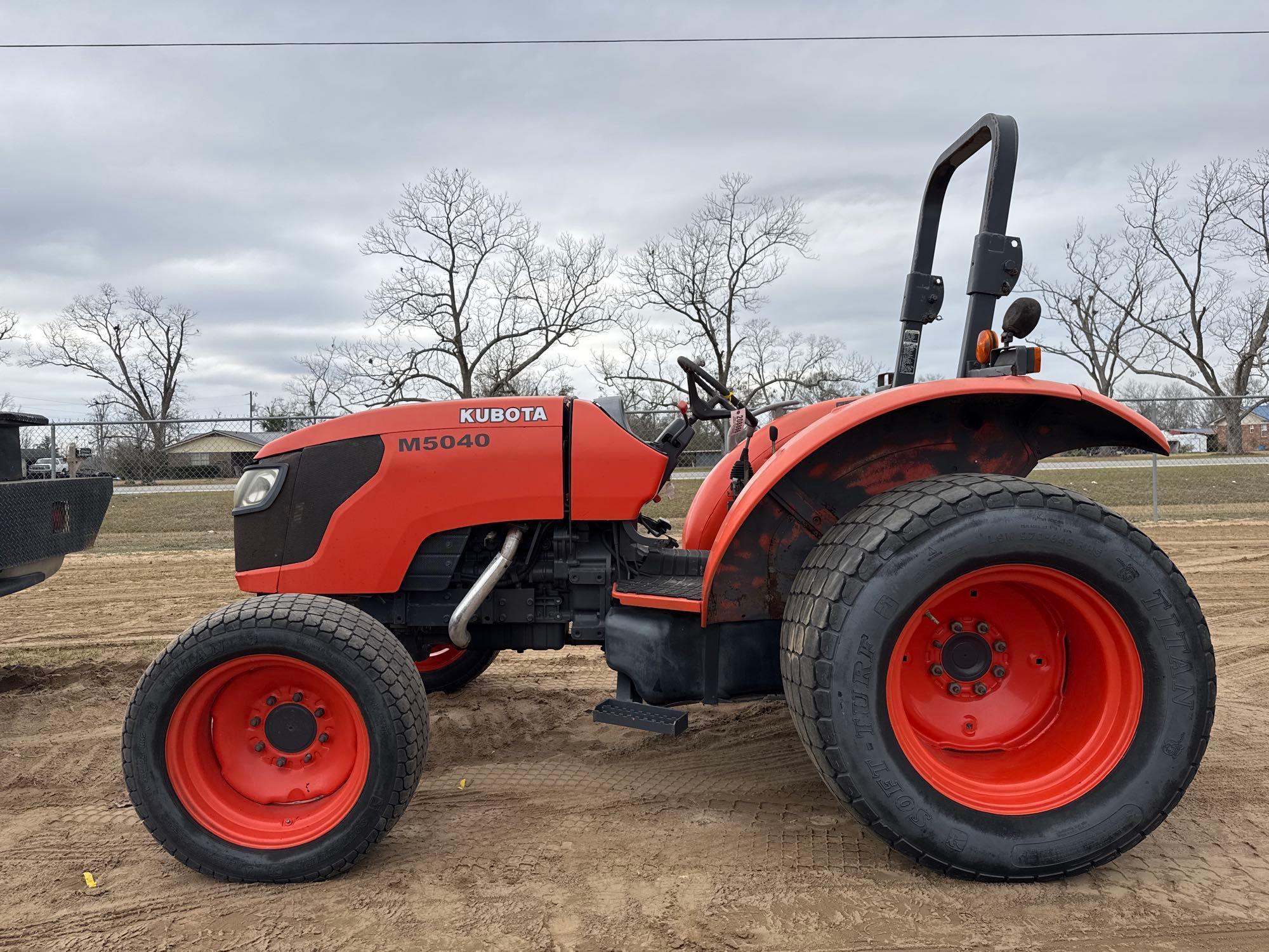 KUBOTA M5040D TRACTOR