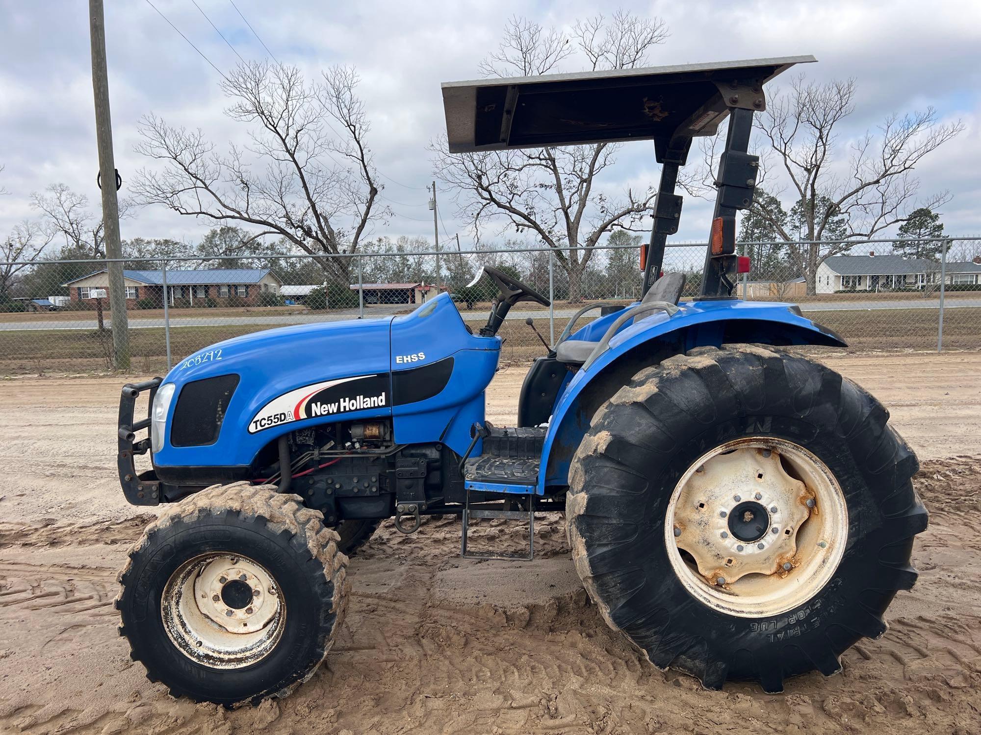 NEW HOLLAND TC55DA TRACTOR