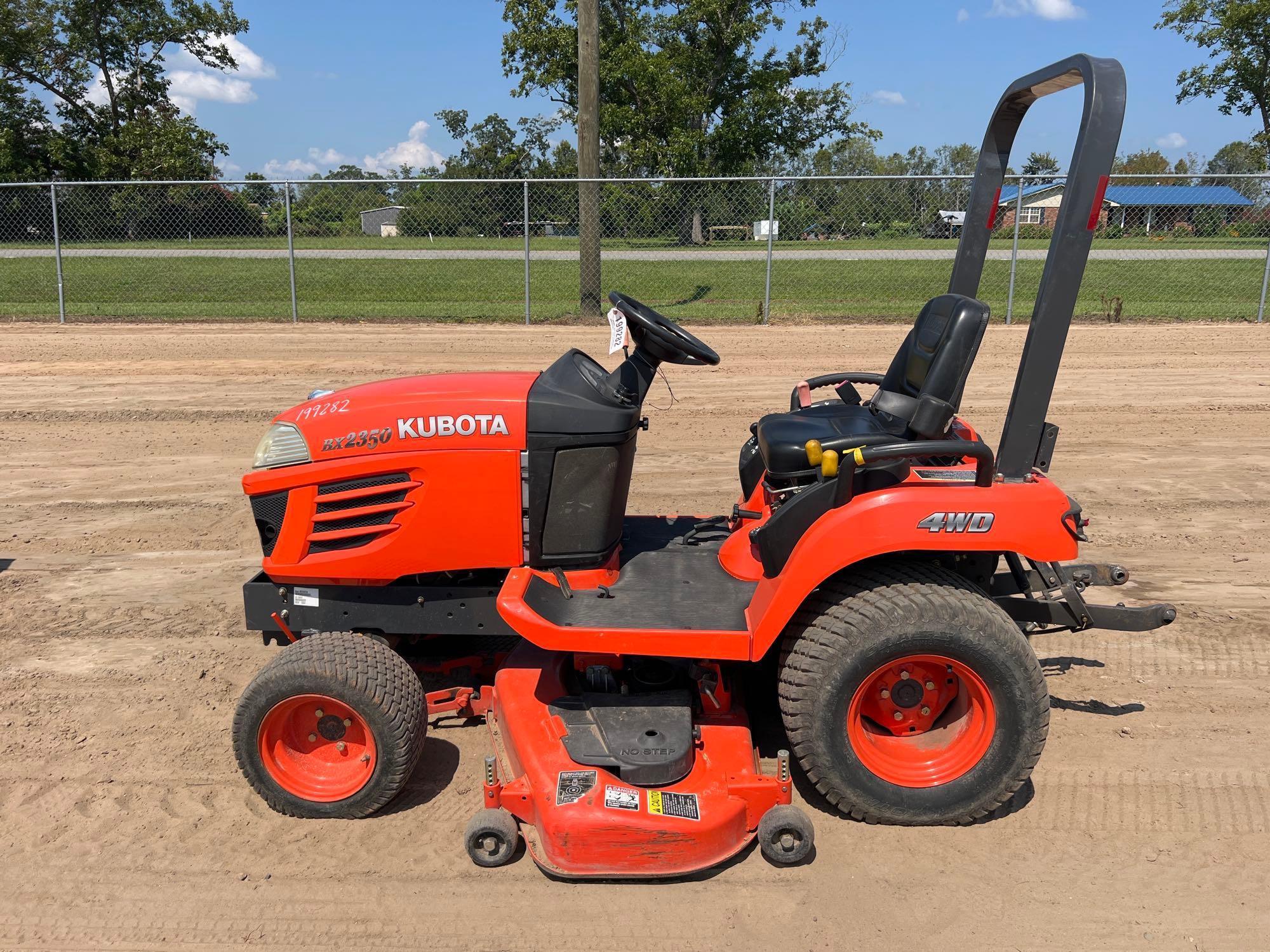 KUBOTA BX2350 TRACTOR