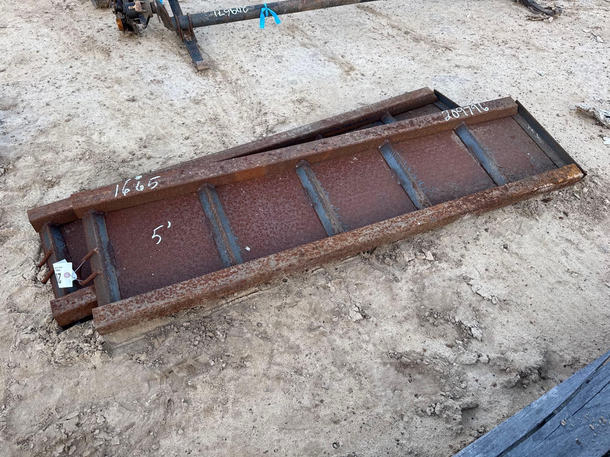 (2) 5' TRAILER RAMPS