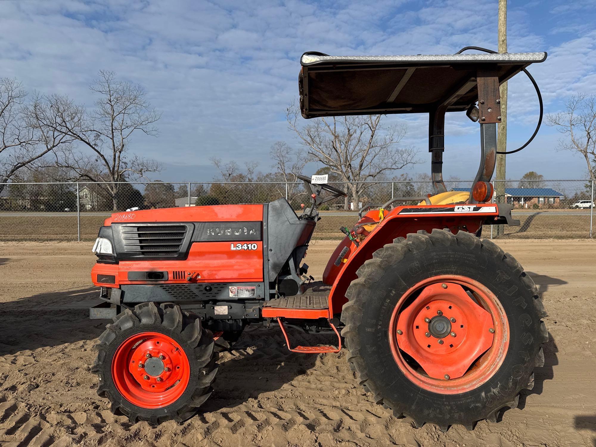 KUBOTA L3410 TRACTOR