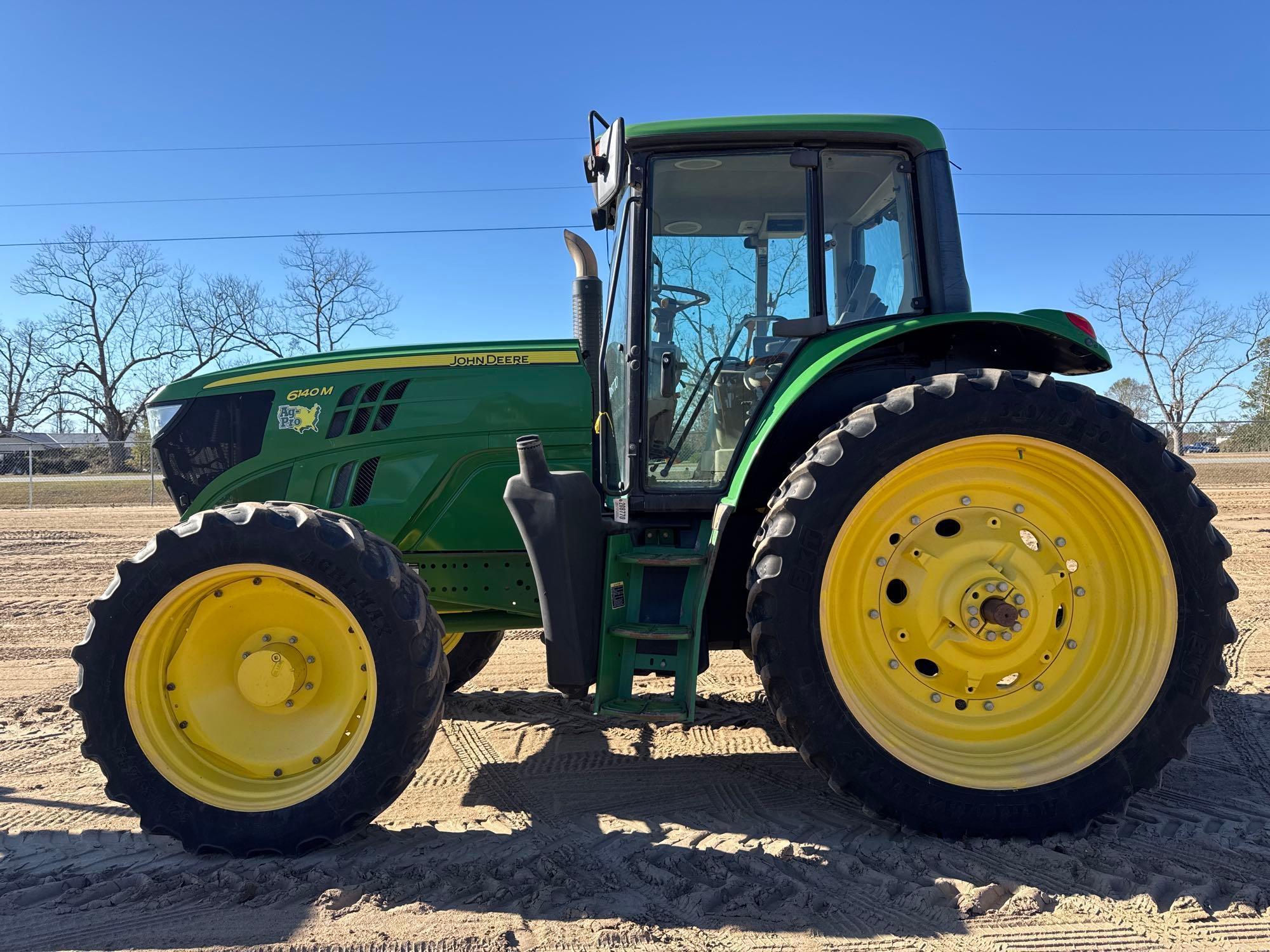 JOHN DEERE 6140M TRACTOR