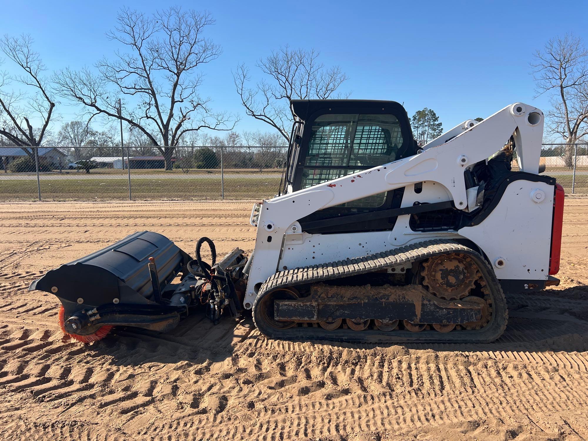 2019 BOBCAT T740 SKID STEER
