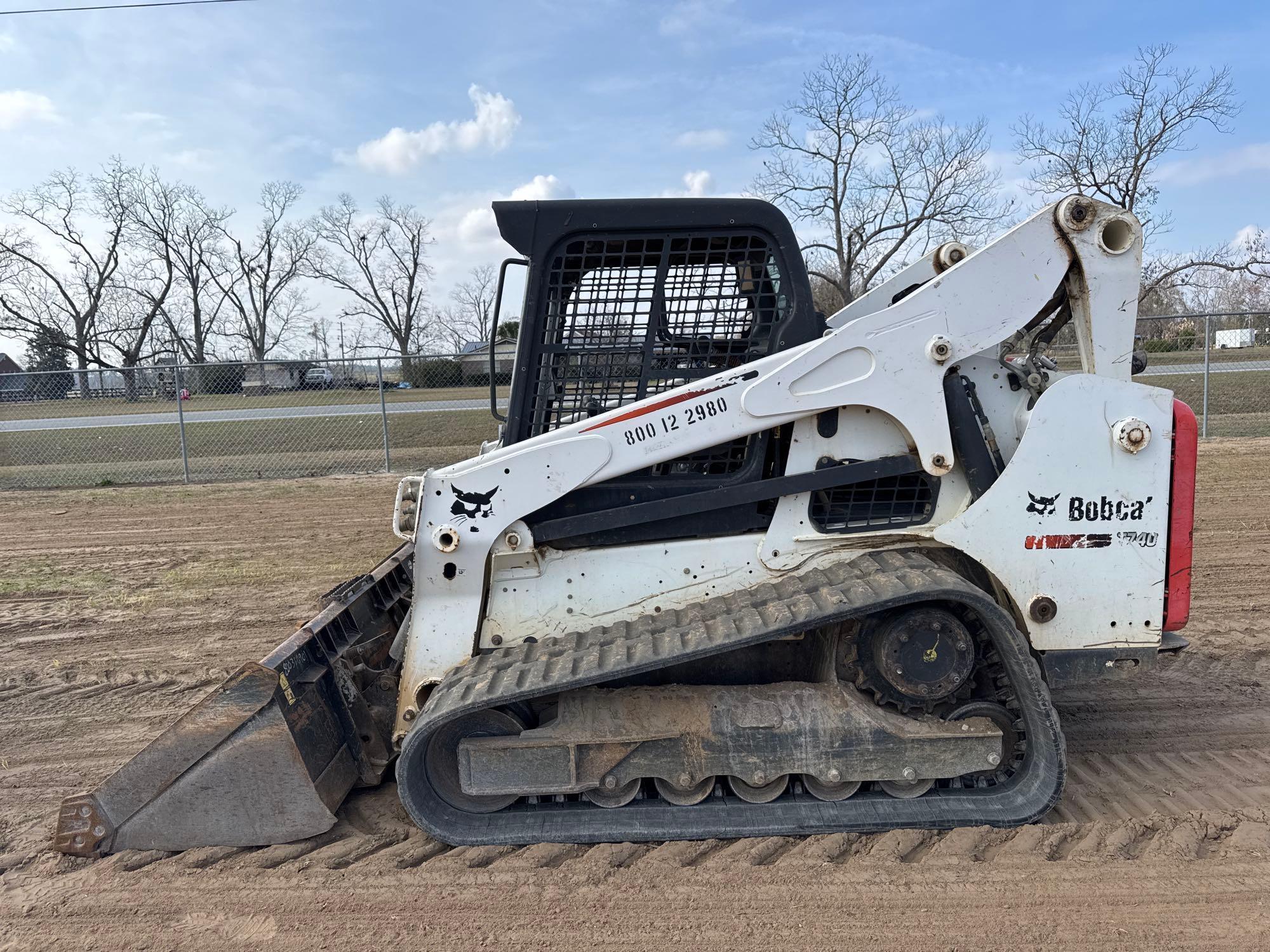 2016 BOBCAT T740 SKID STEER