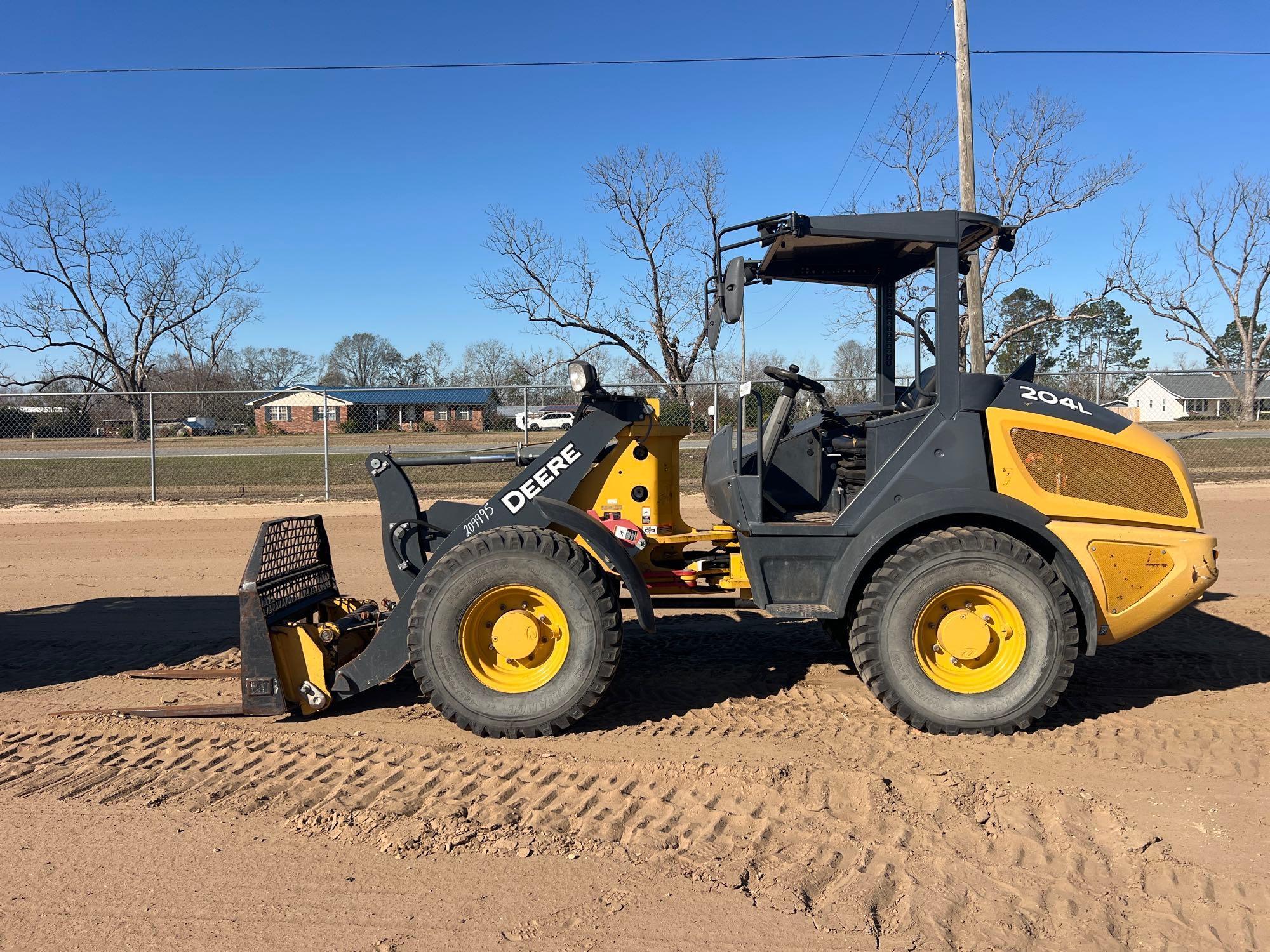 2021 JOHN DEERE 204L WHEEL LOADER