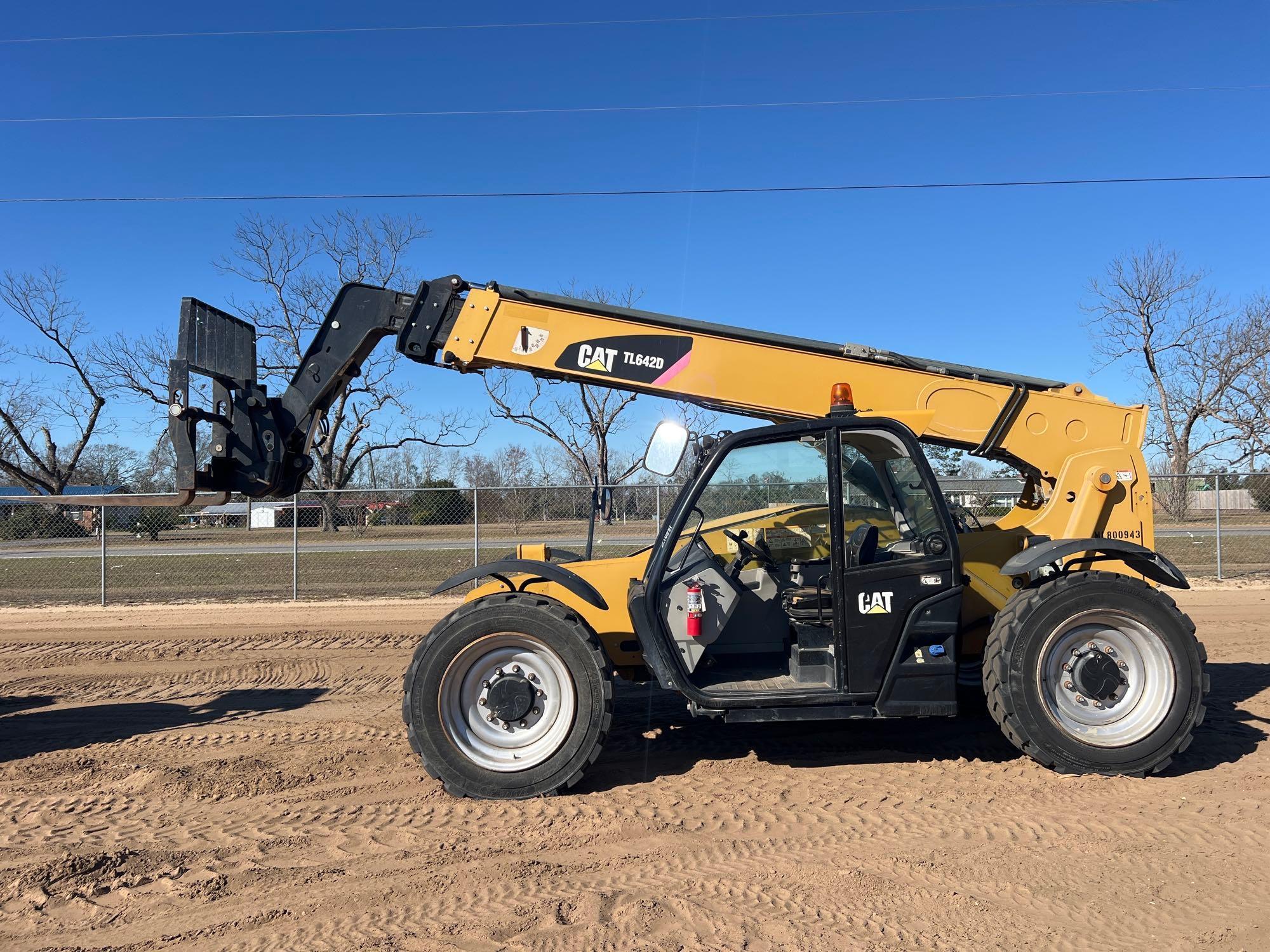 2018 CATERPILLAR TL642D TELESCOPIC FORKLIFT