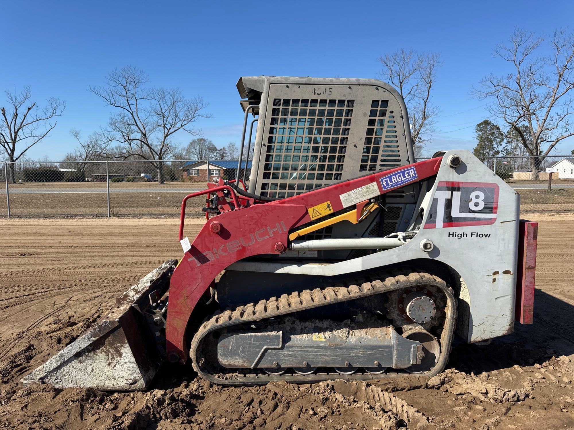 2019 TAKEUCHI TL8 SKID STEER