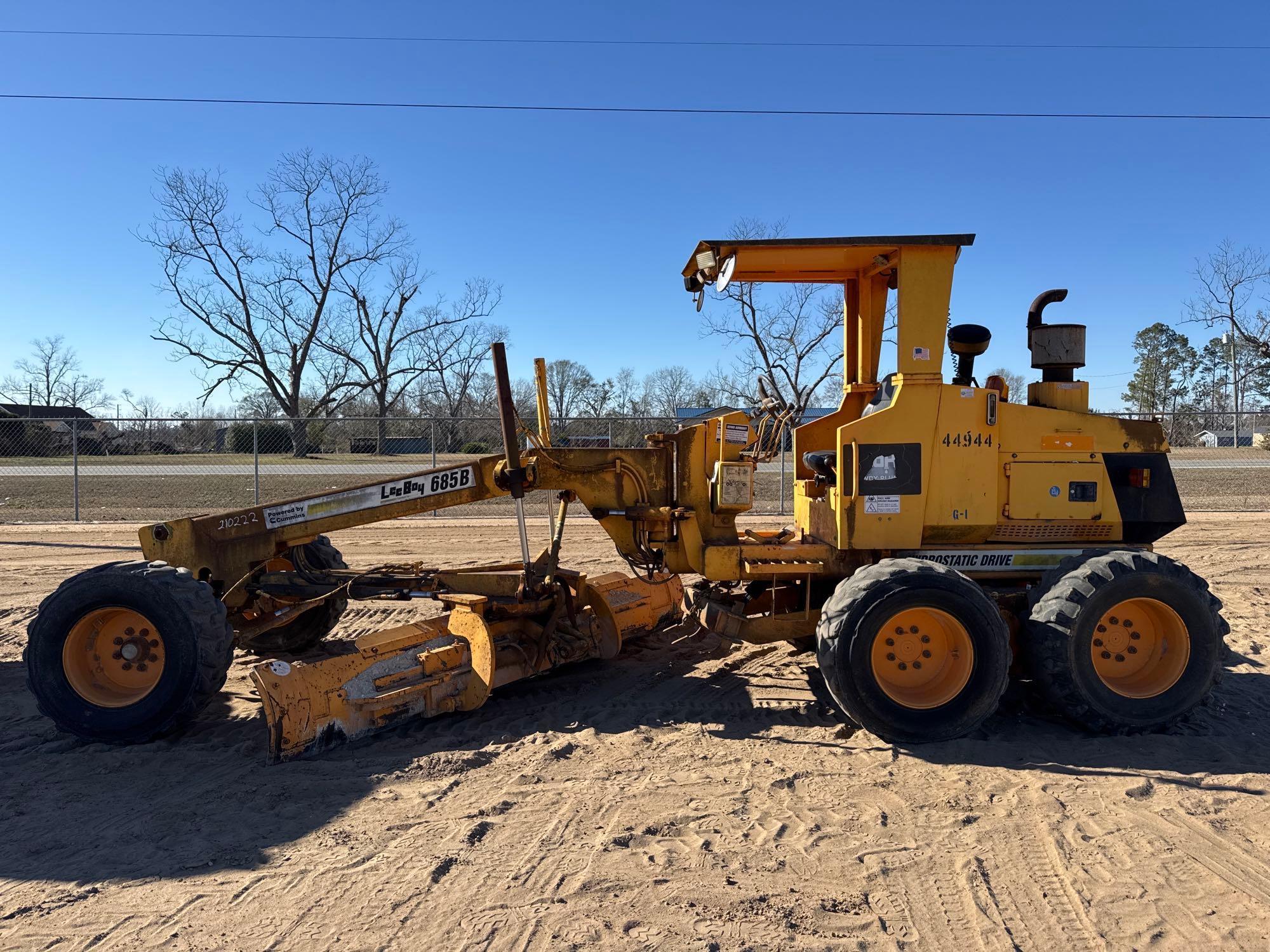 2005 LEEBOY 685B MOTORGRADER