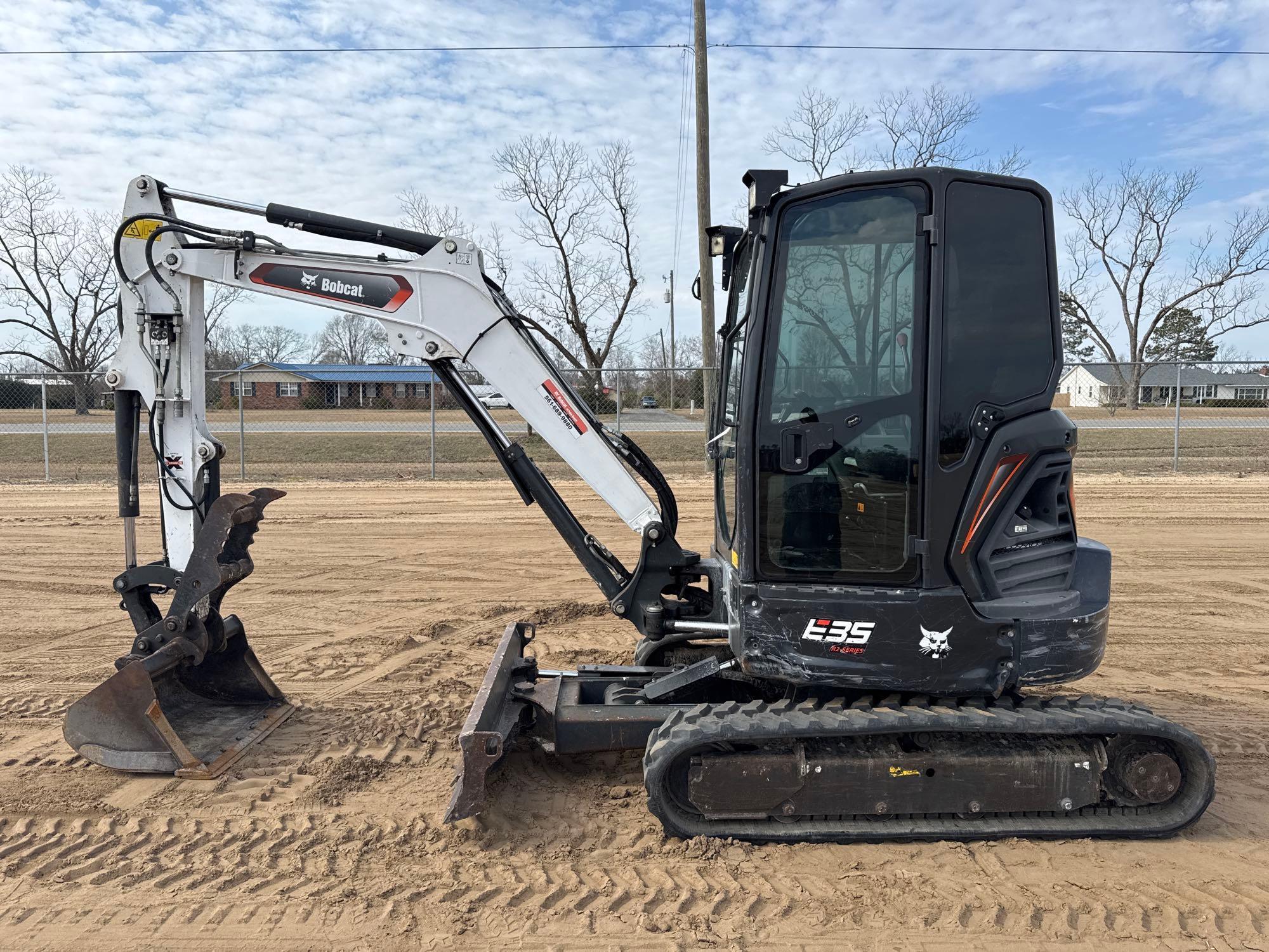2022 BOBCAT E35 R2-SERIES PLATINUM EXCAVATOR