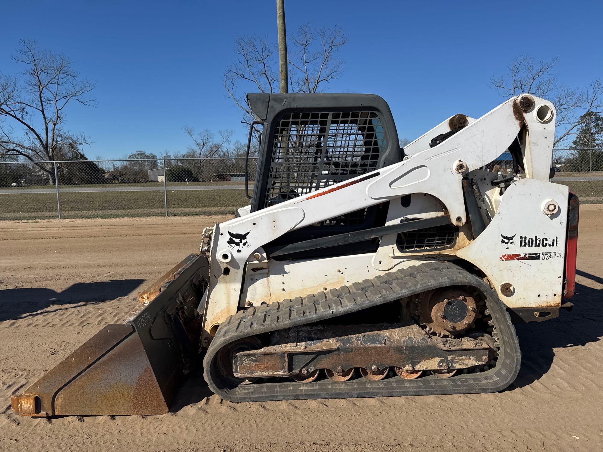 2016 BOBCAT T740 SKID STEER