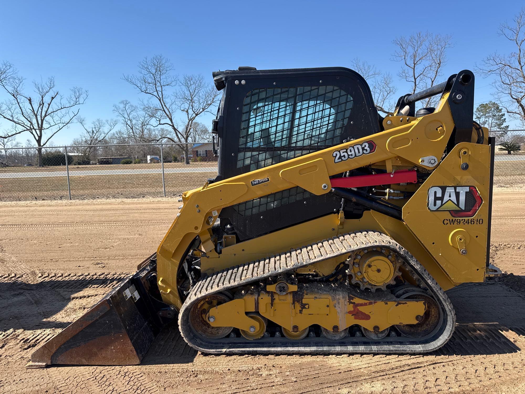 CATERPILLAR 259D3 SKID STEER