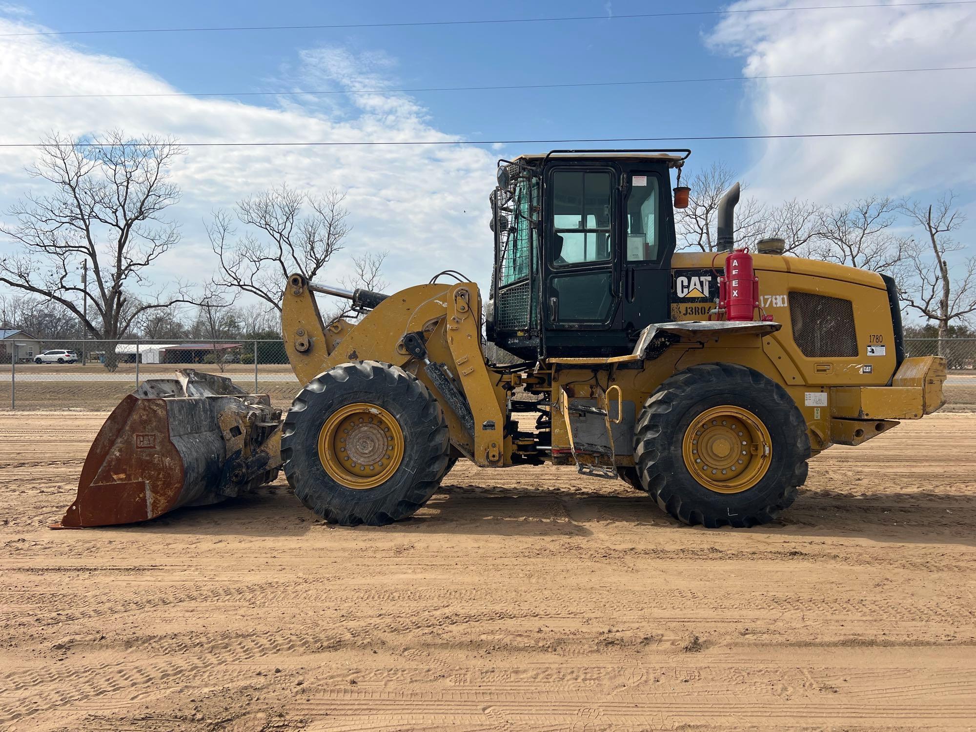 2017 CATERPILLLAR 938M WHEEL LOADER