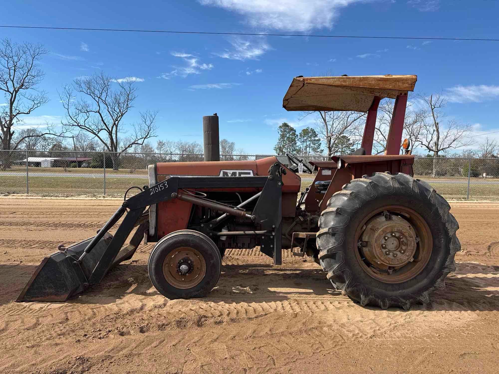 MASSEY FERGUSON 255 TRACTOR