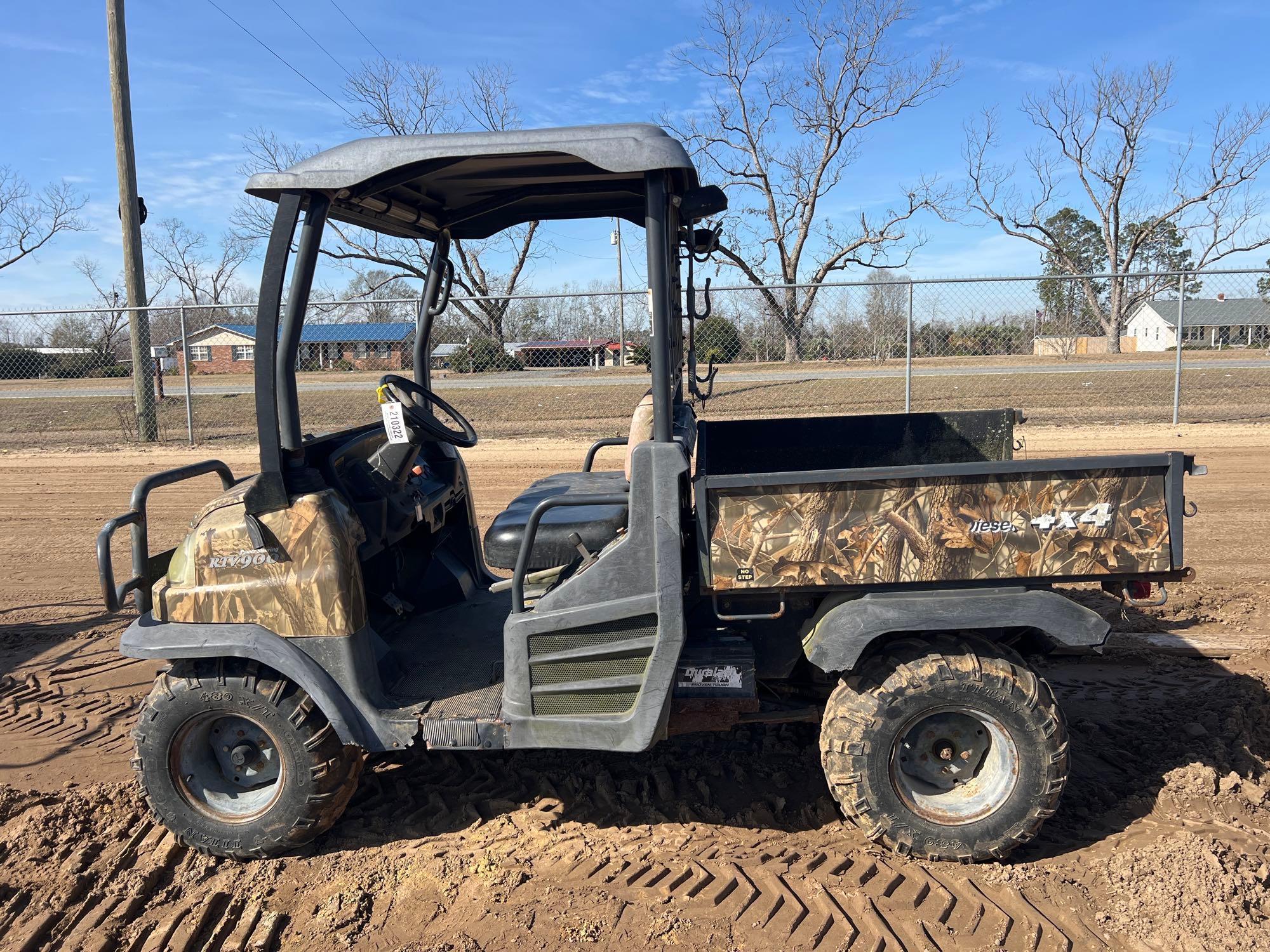 KUBOTA RTV 900 UTV