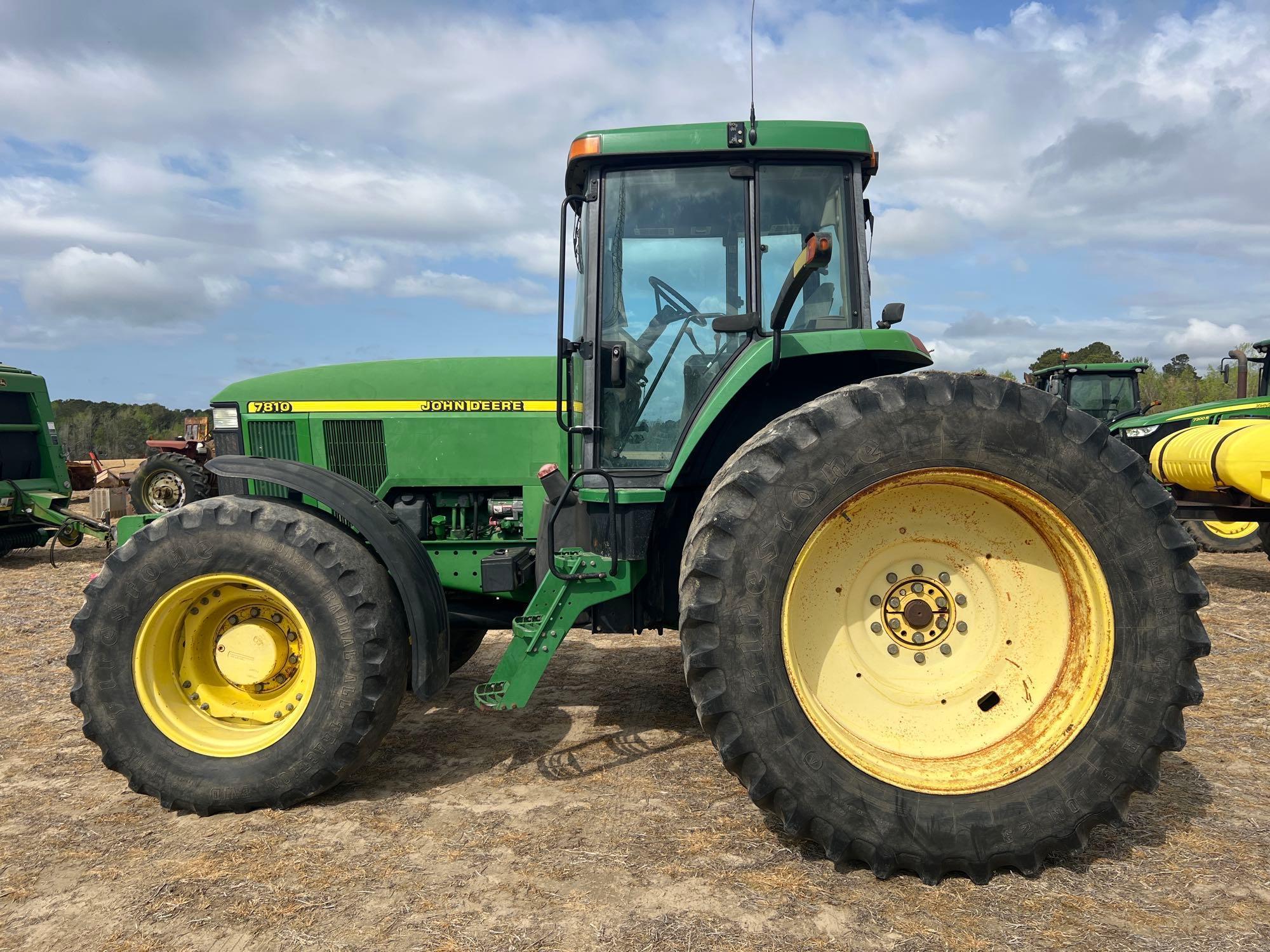  John Deere 7810