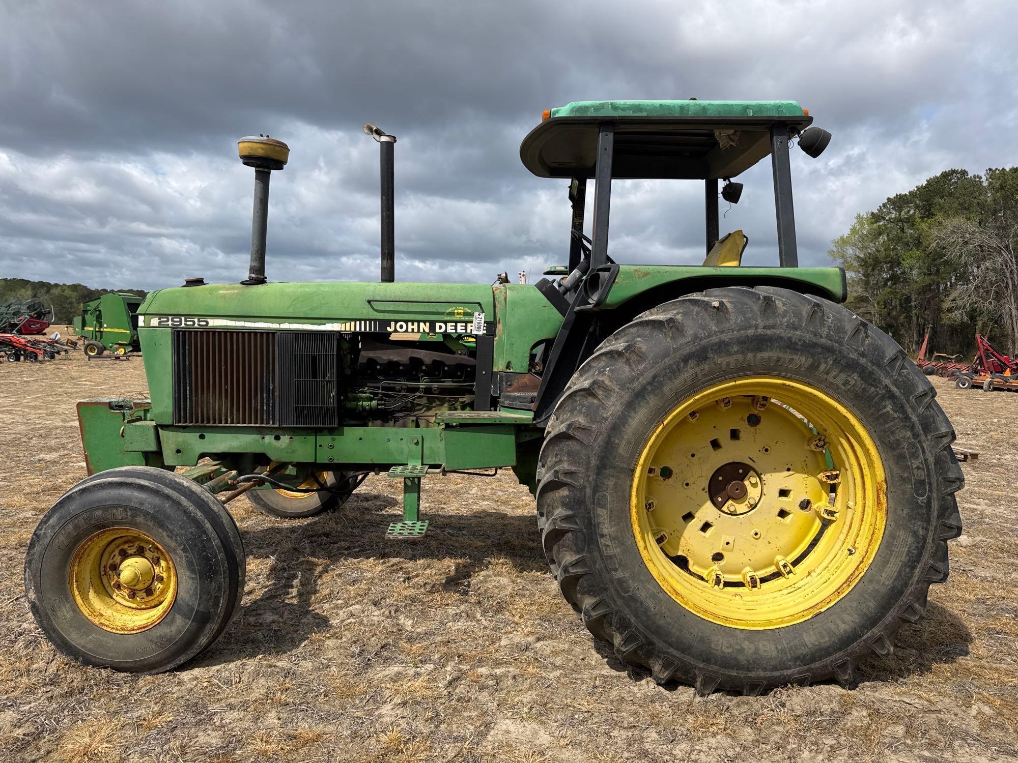  John Deere 2955