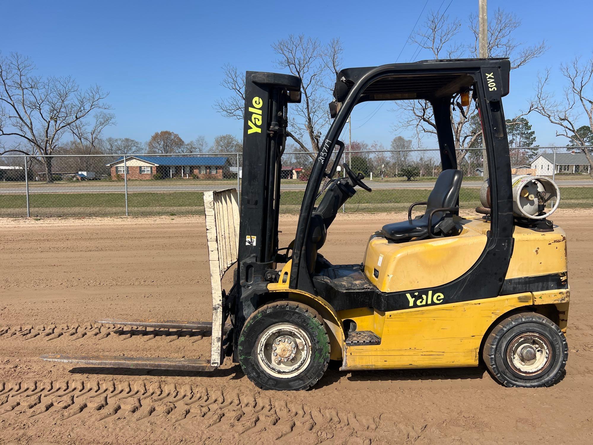 YALE VERACITOR 50XV STRAIGHT MAST FORKLIFT