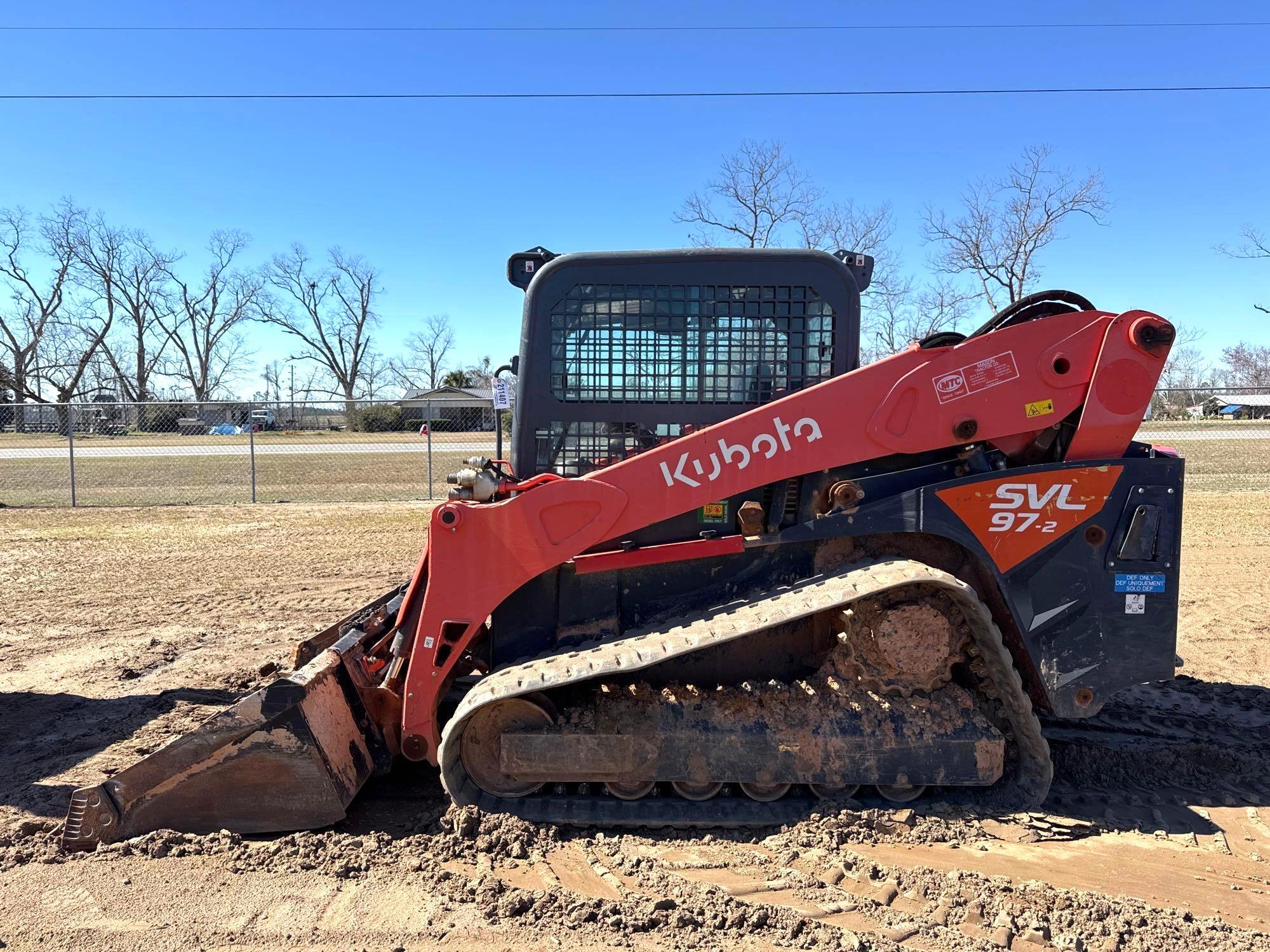 KUBOTA SVL97-2 SKID STEER