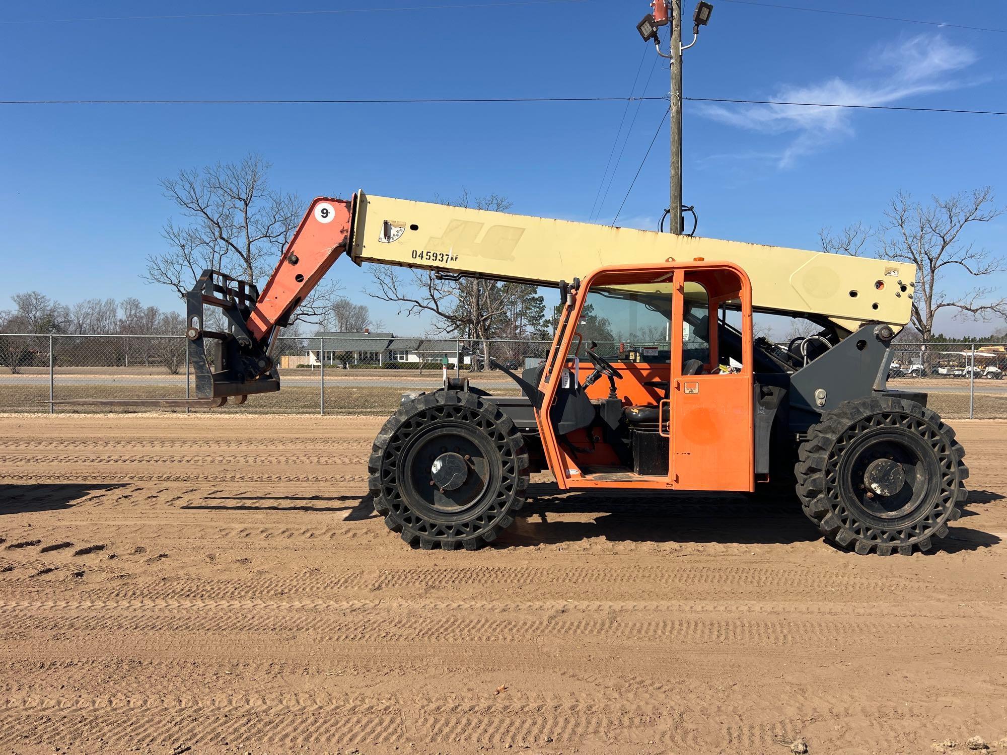 2012 JLG G9-43A TELESCOPIC FORKLIFT