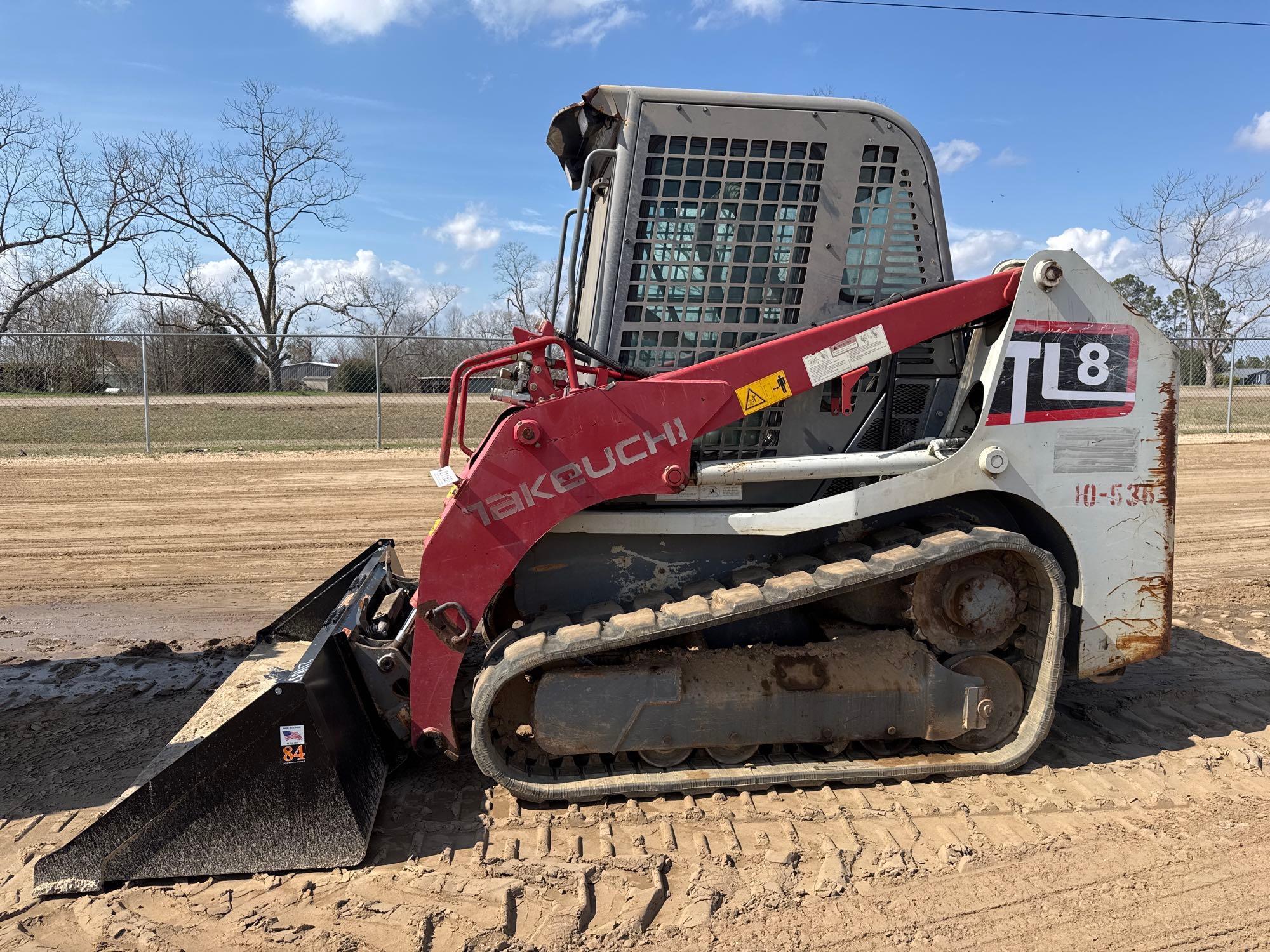 2018 TAKEUCHI TL8 SKID STEER