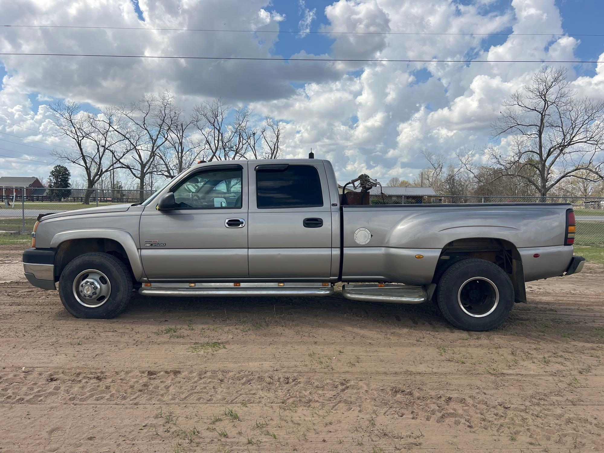 2003 CHEVROLET SILVERADO 3500 CREW CAB DUALLY TRK