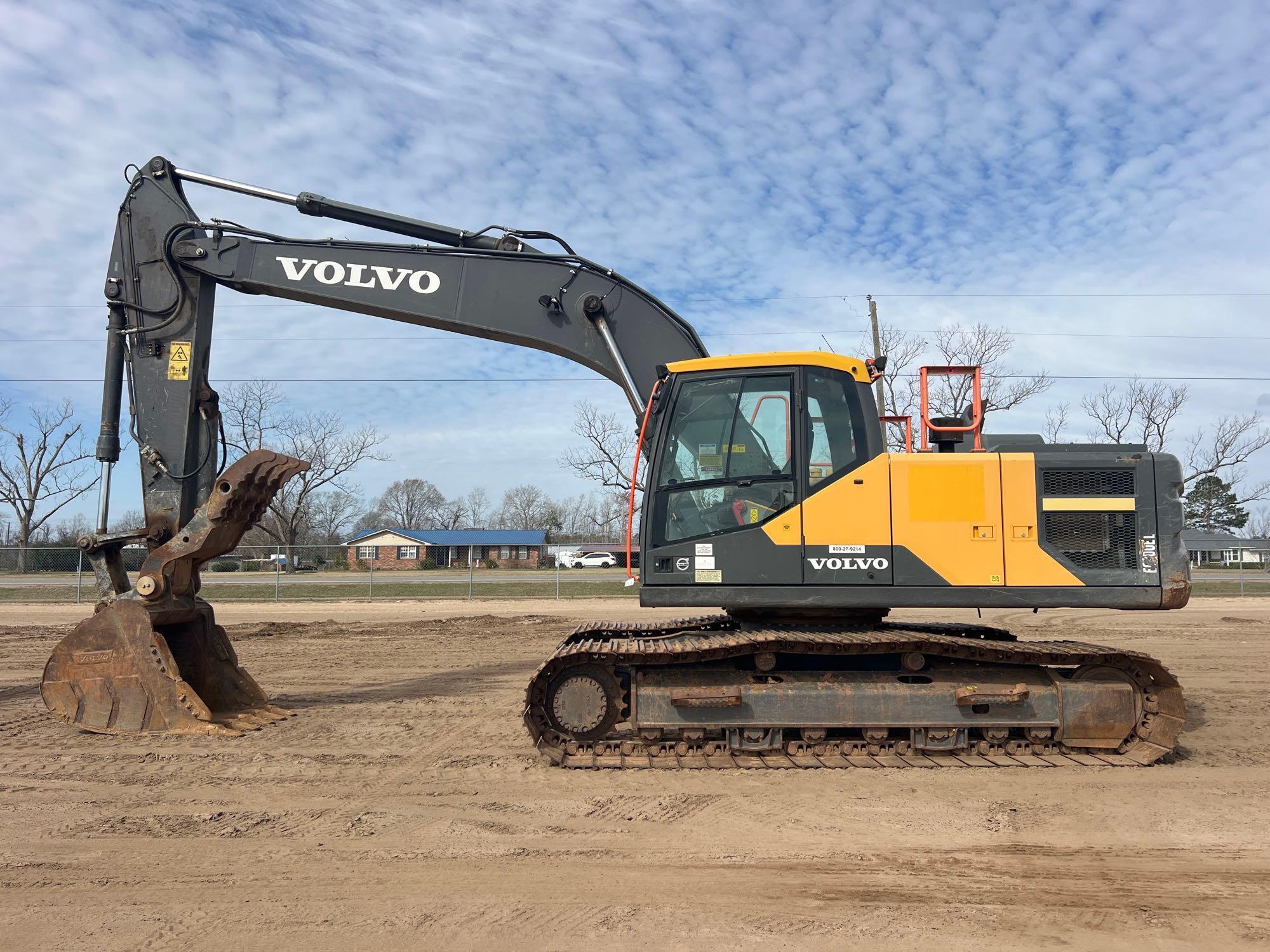 2020 VOLVO EC200EL EXCAVATOR