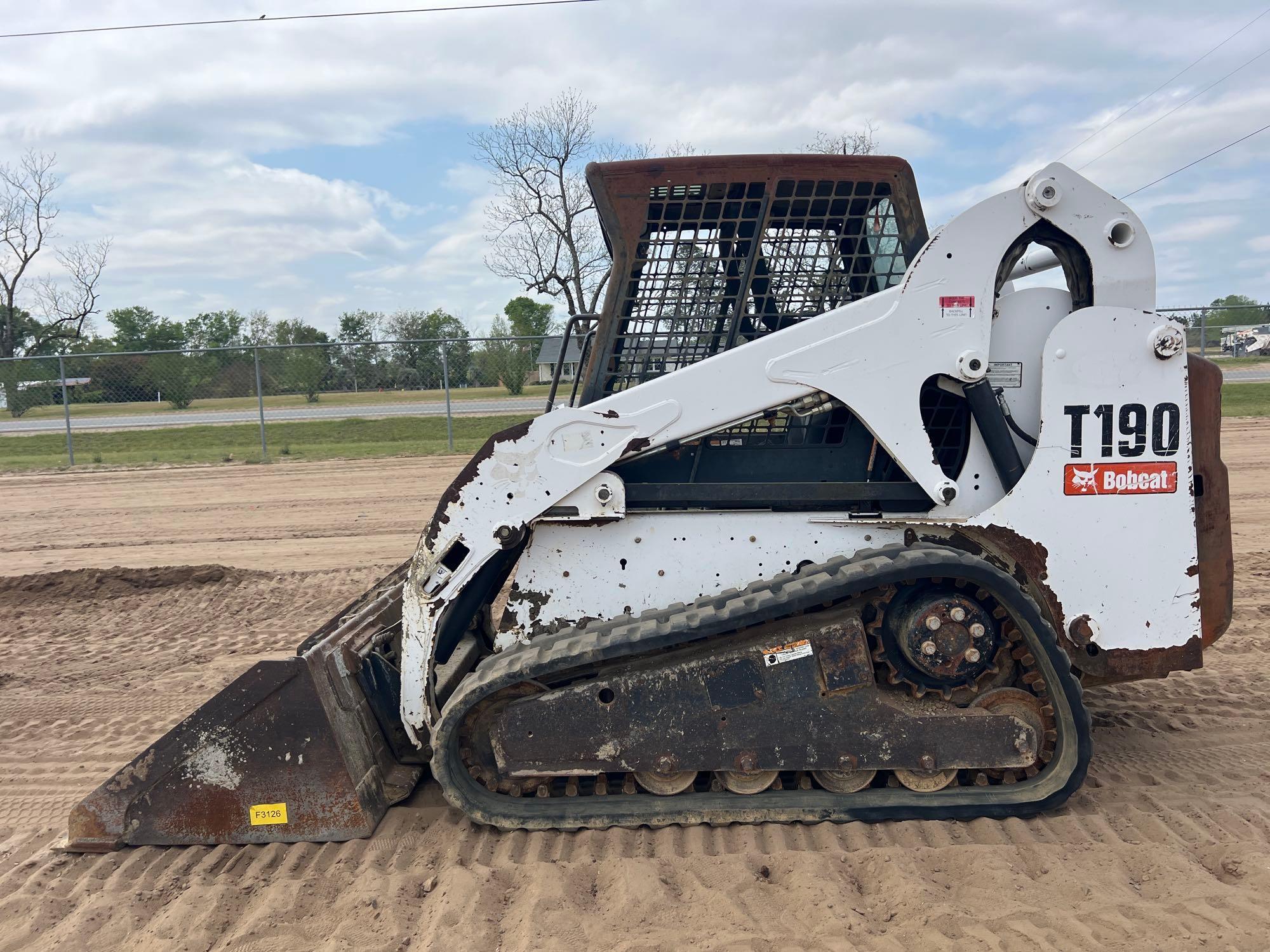 2009 BOBCAT T190 SKID STEER